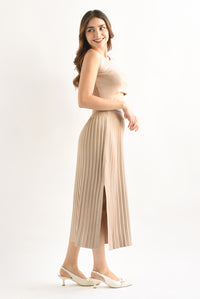 Fashion Styled Set Falda y Blusa cut-out punto Moka