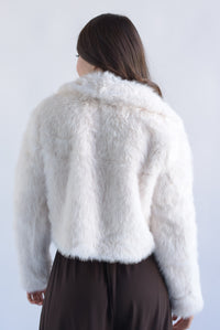 Fashion Styled Blazer crop faux fur Ivory
