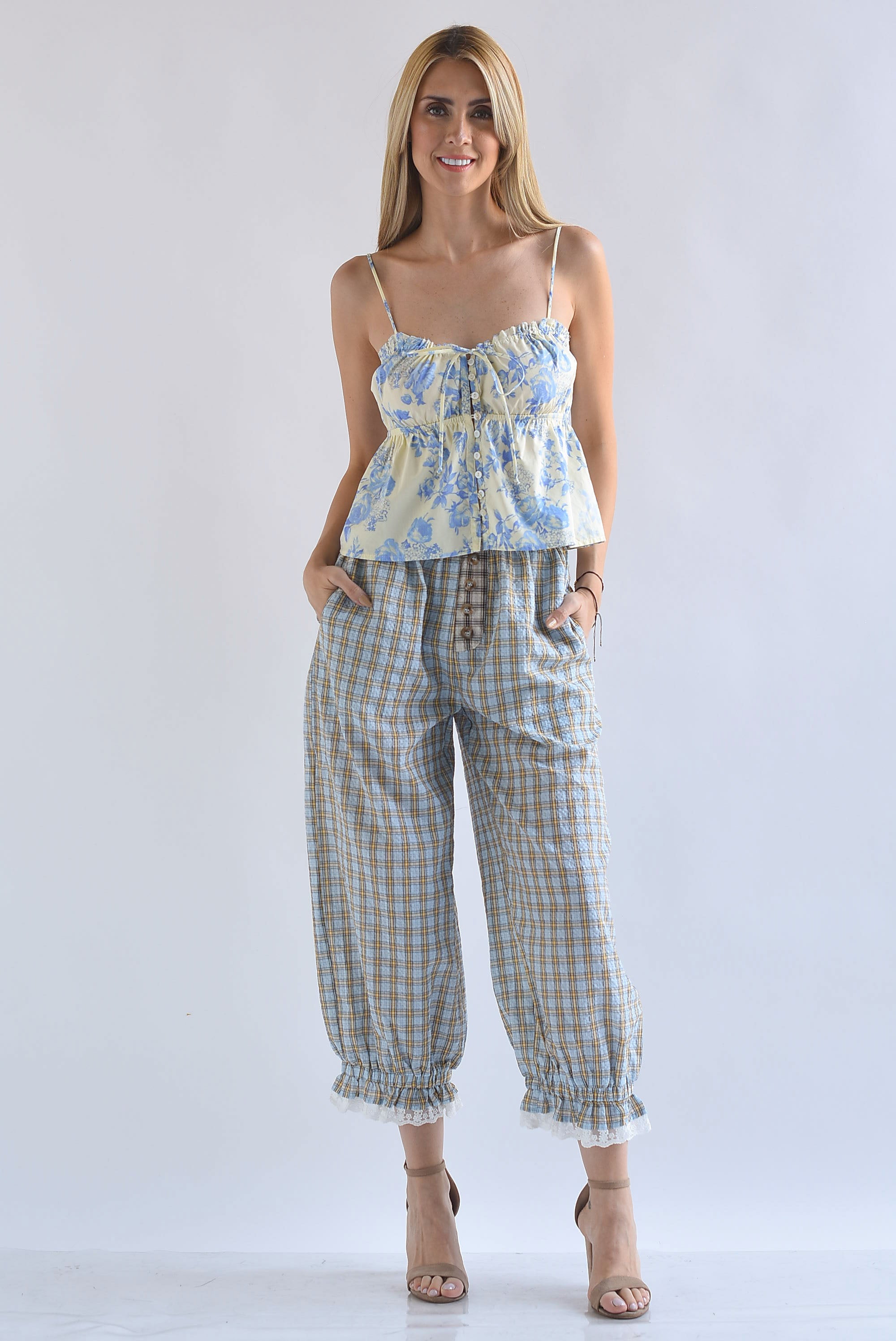 Pantalón globo cuadros olán encaje