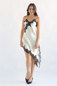 Fashion Styled Vestido lencero asimétrico encaje Ivory & Negro