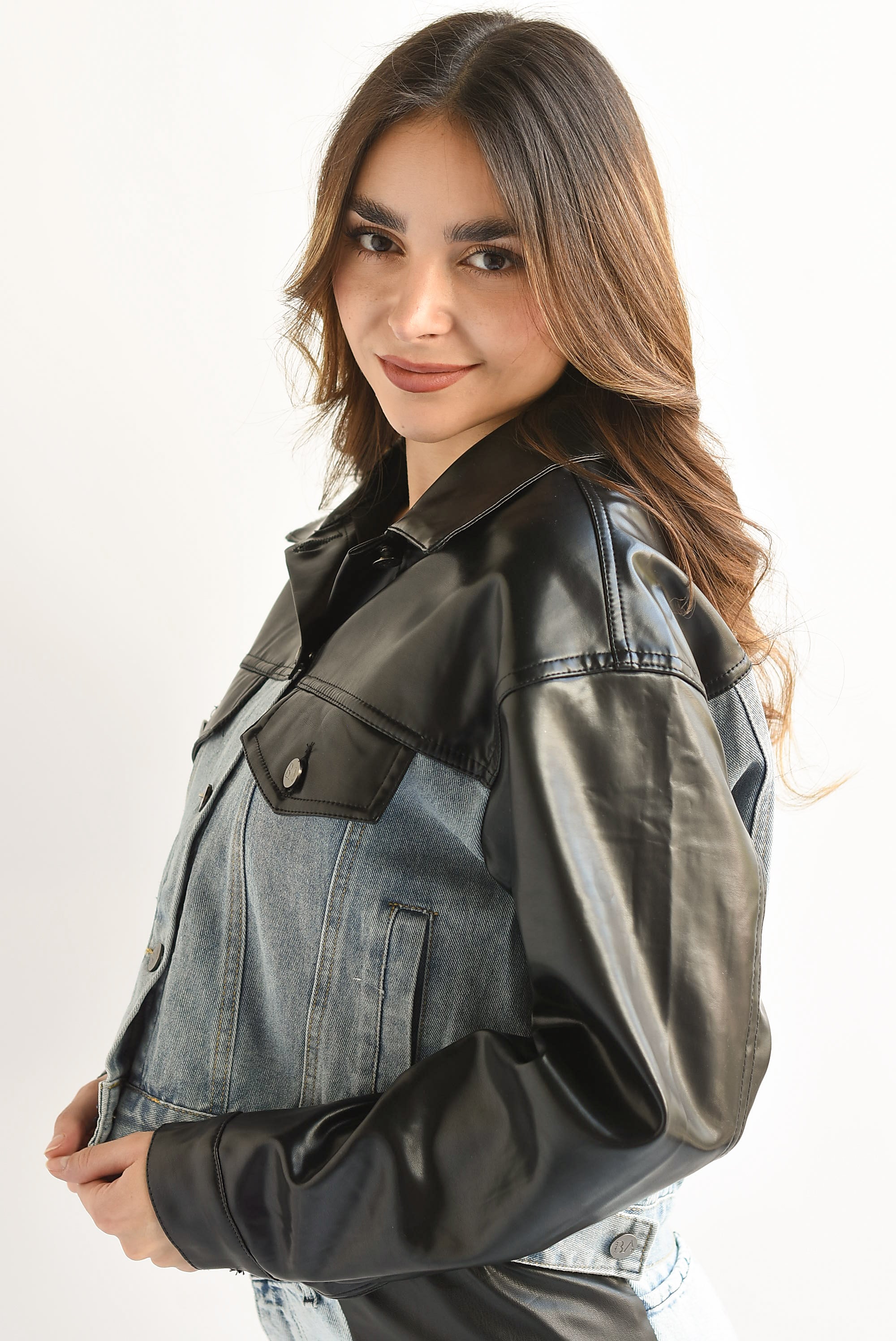 Chamarra Denim Vinipiel Negro