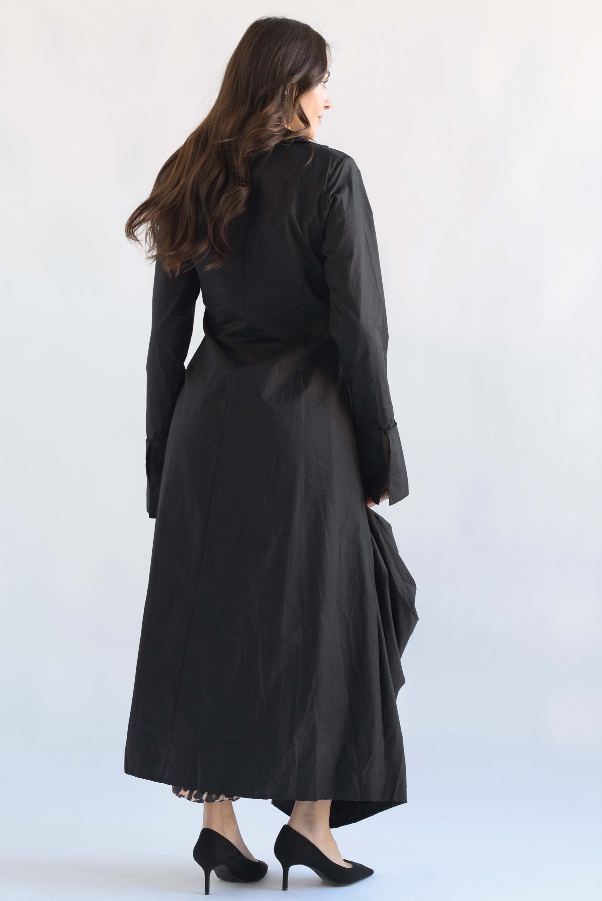 Maxiblusa asimétrica drapeada Negro