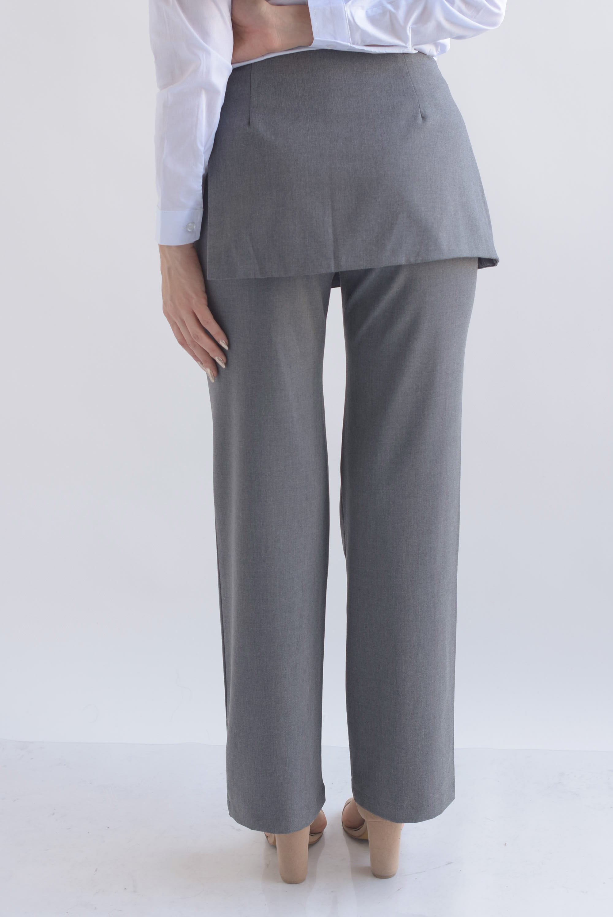 Pantalón con falda envolvente