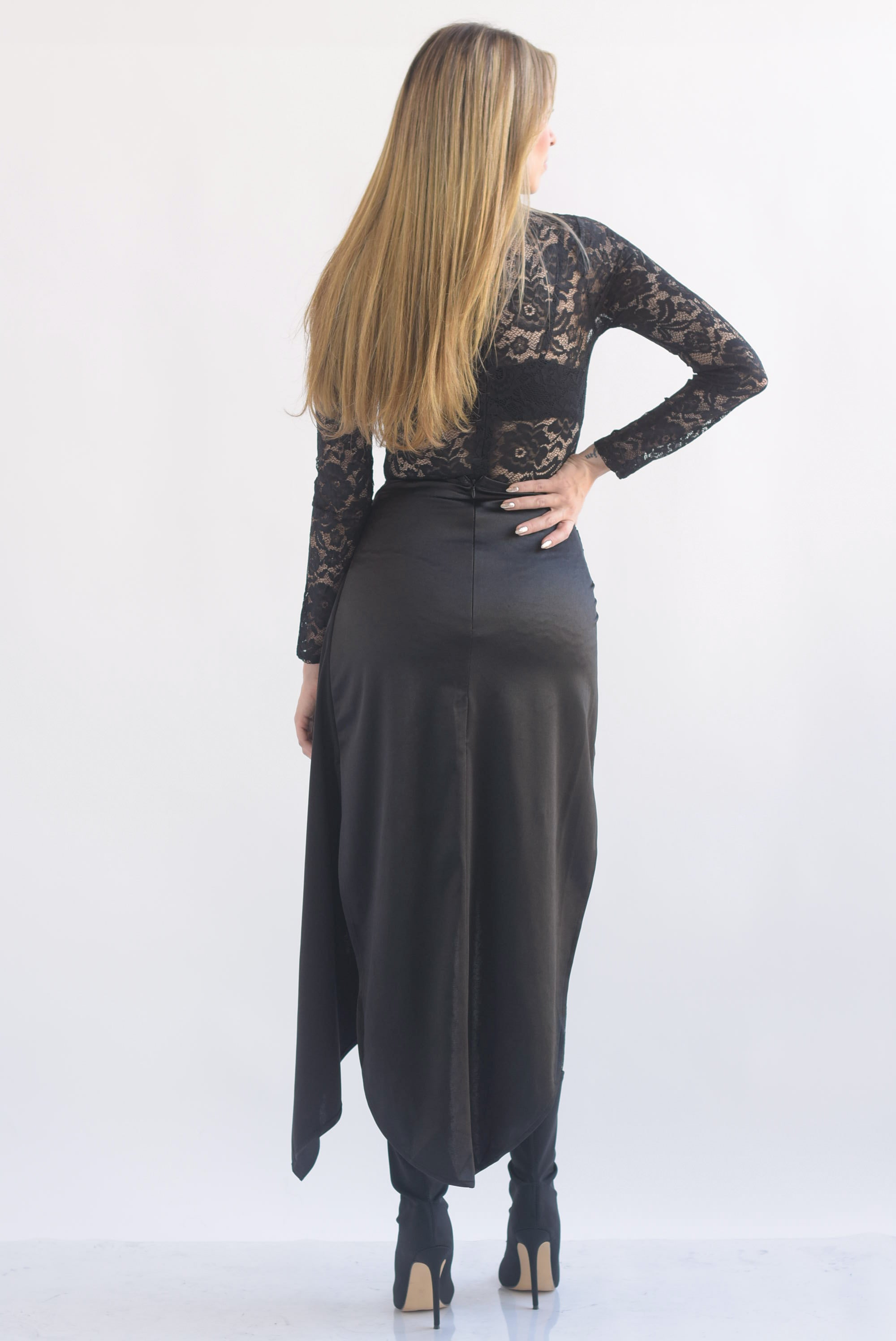 Jumpsuit catsuit encaje con falda en sobreposición