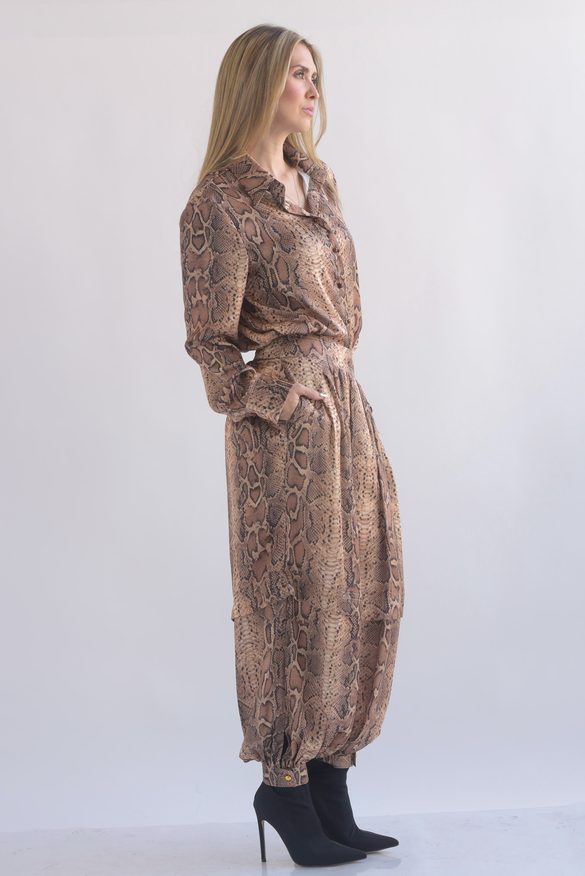 Set Pantalón globo y Camisa snake print