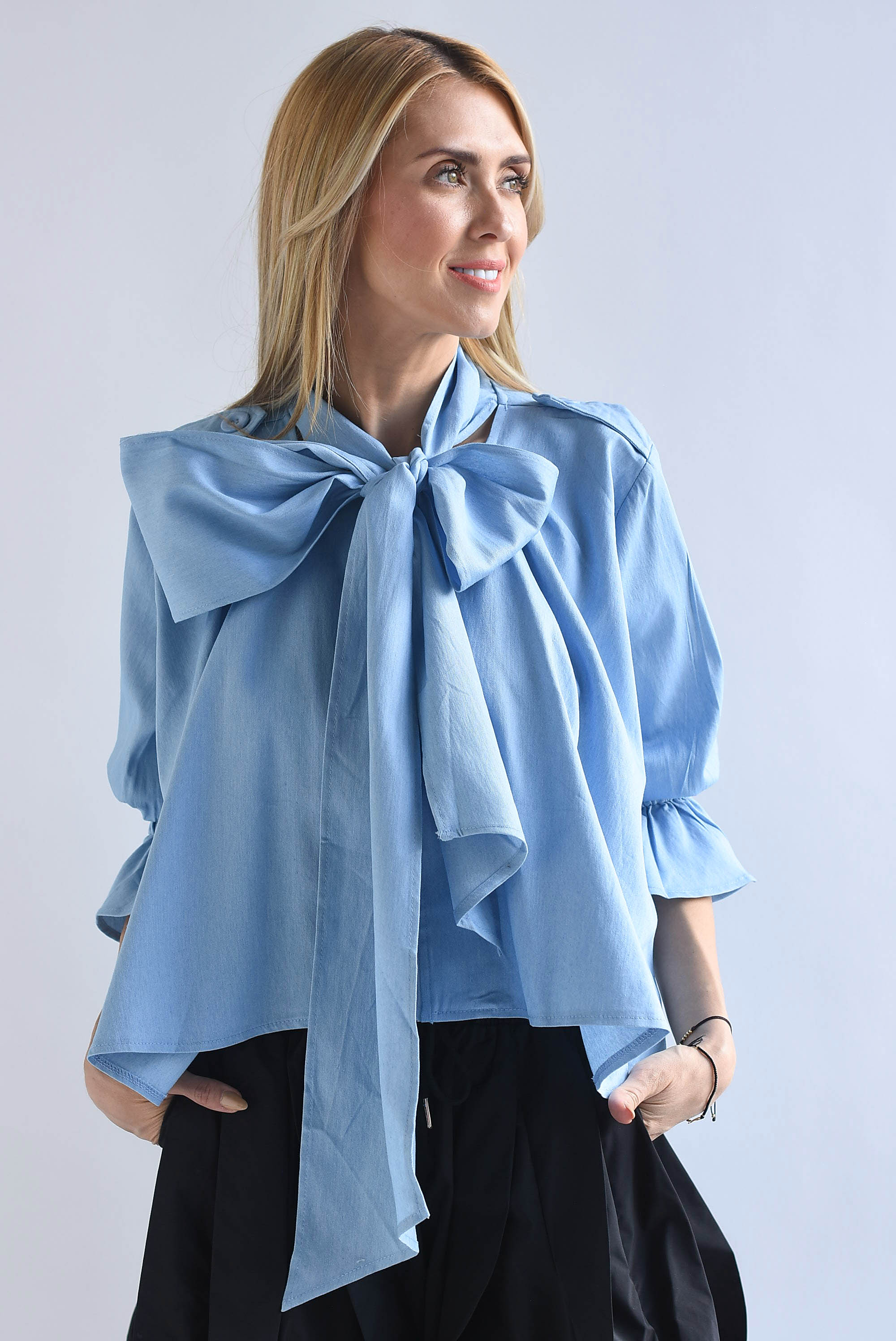 Blusa asimétrica Denim cinta cuello