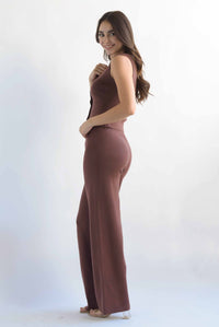 Fashion Styled Set Pantalón y Chaleco punto Espresso