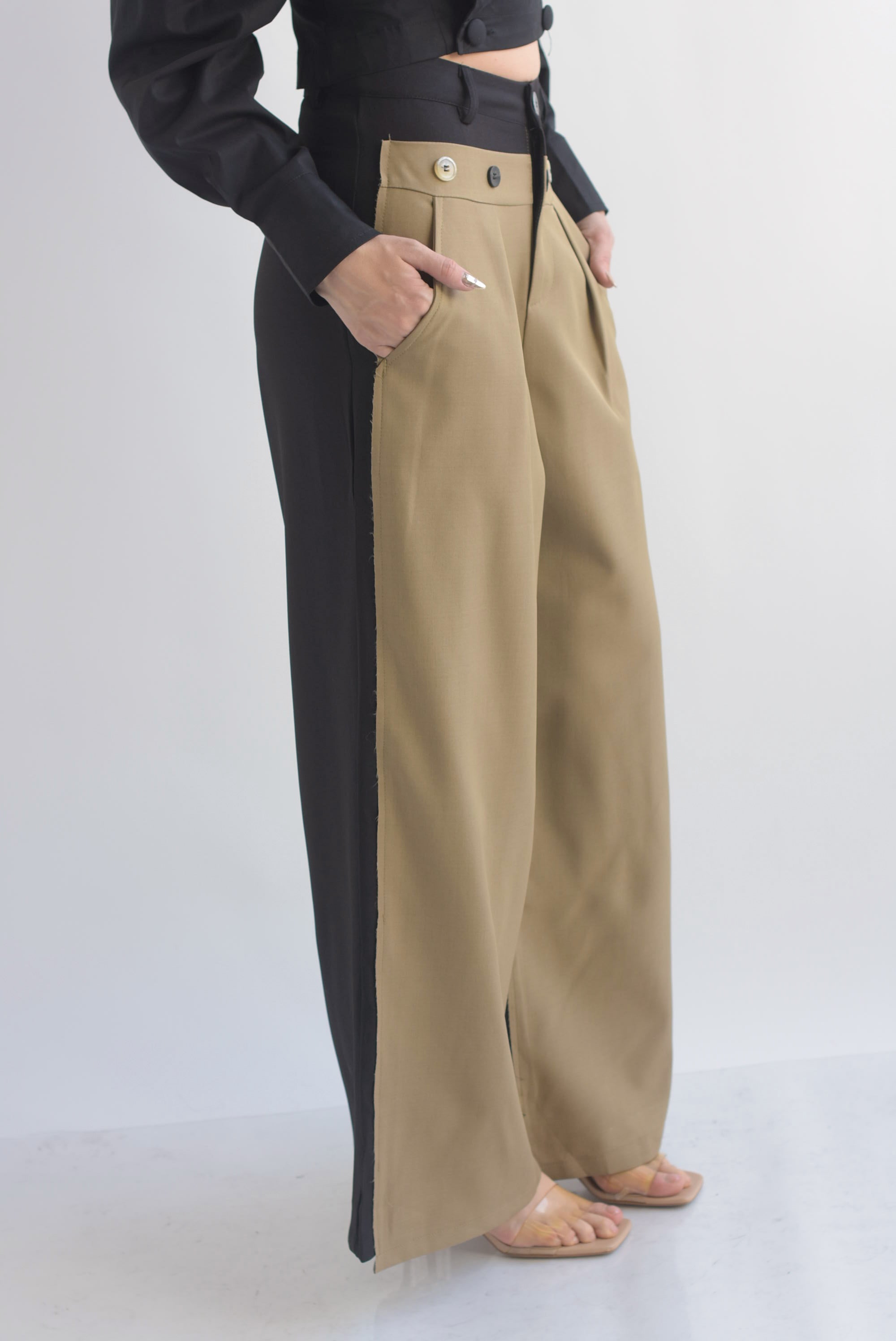 Pantalón doble en sobreposición