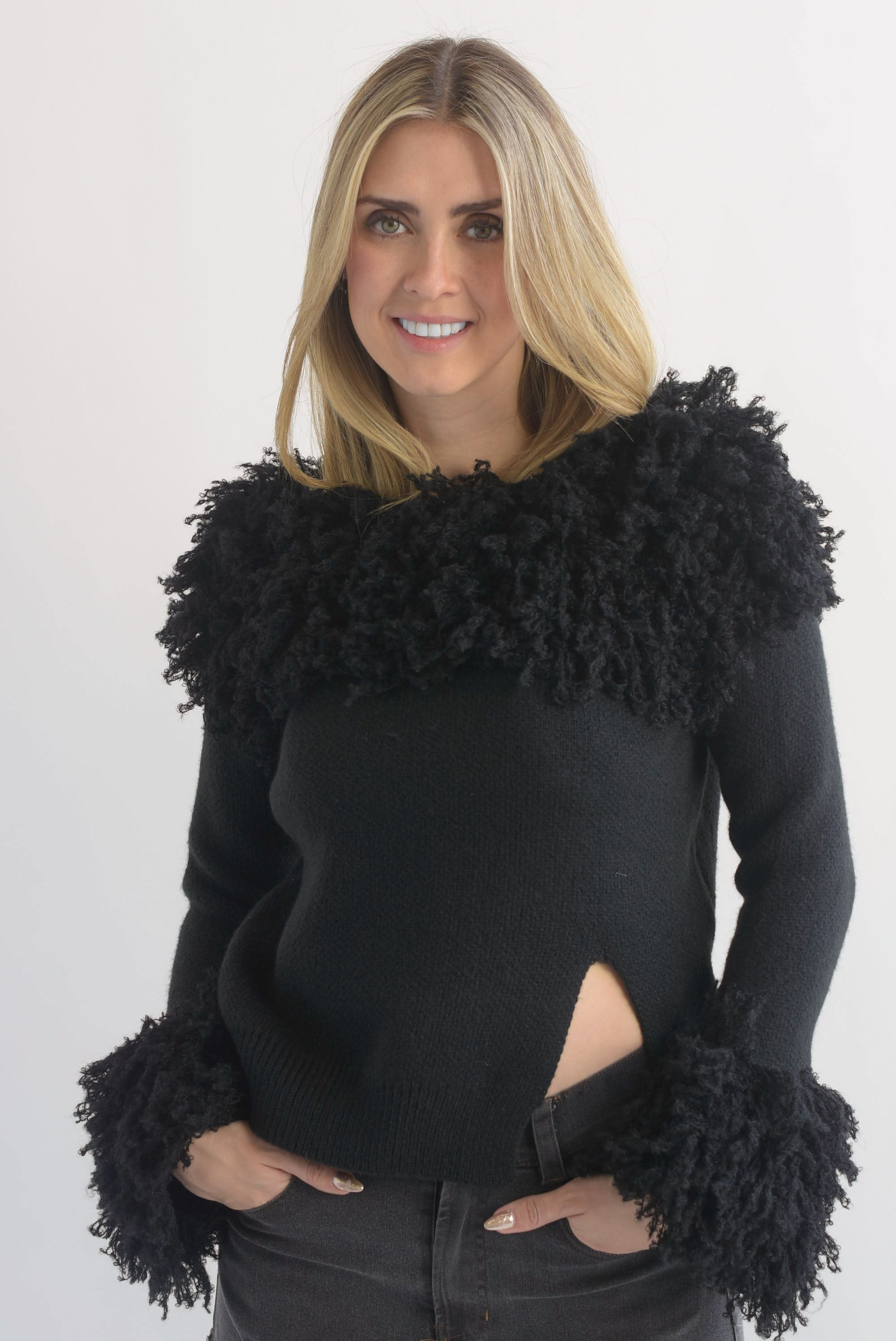 Sweater cuello y puños fur shaggy