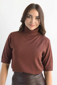 Fashion Styled Blusa punto cuello alto manga corta Espresso