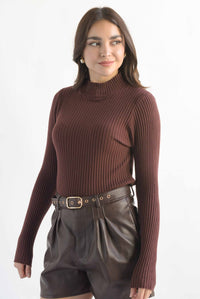 Fashion Styled Sweater canalé cuello alto Café