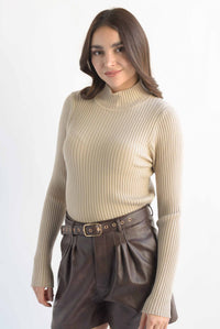 Fashion Styled Sweater canalé cuello alto Moka