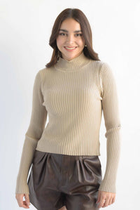 Fashion Styled Sweater canalé cuello alto Moka