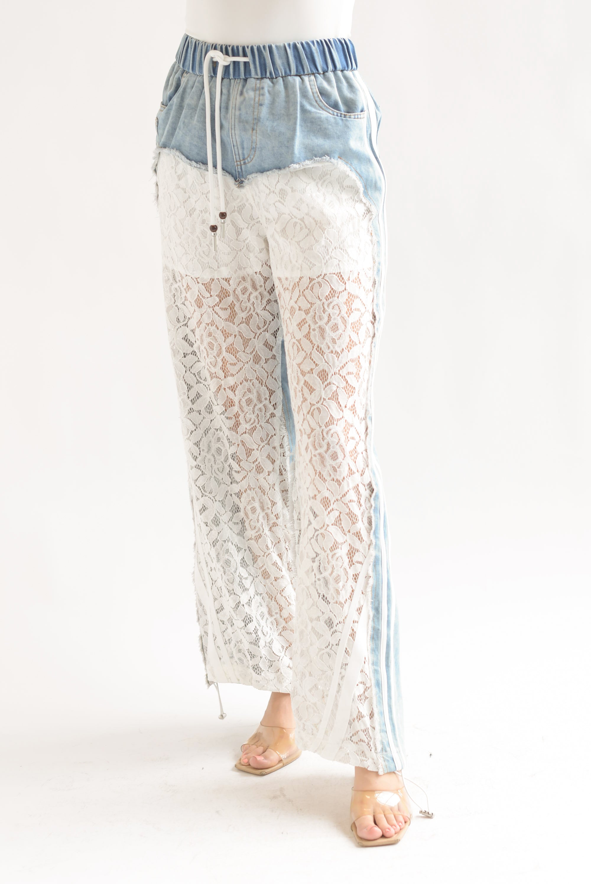 Jeans track piernas encaje Blanco