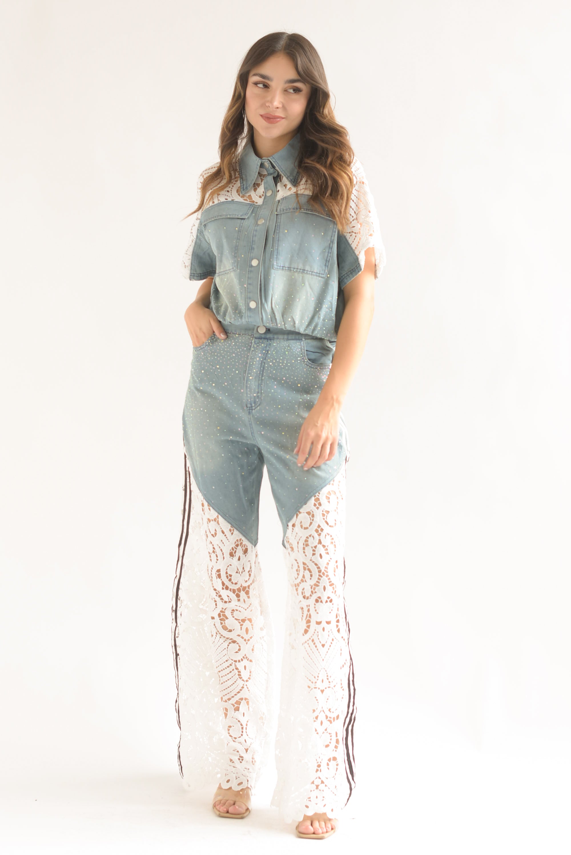 Set Pantalón track y Blusa Denim encaje brillos