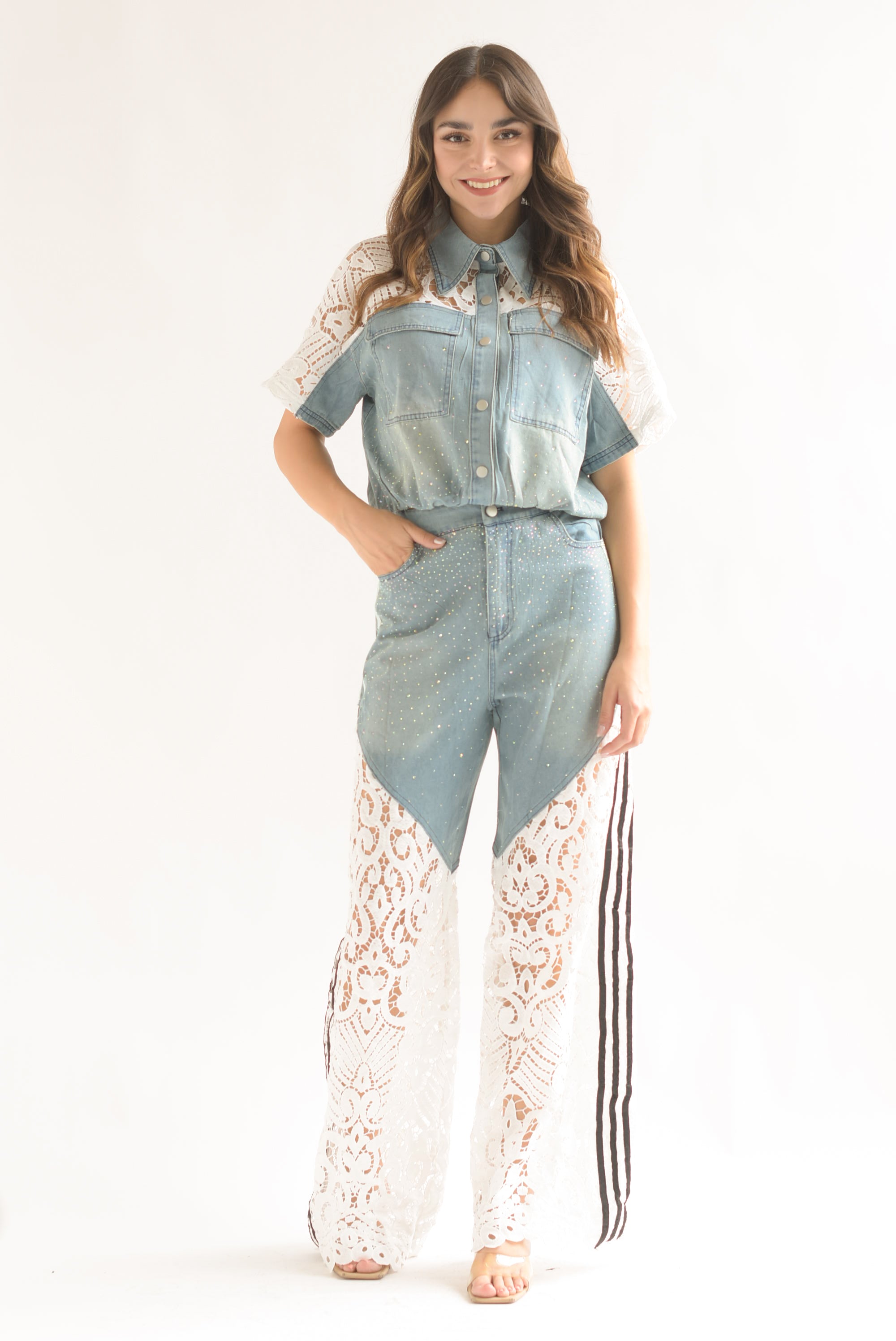 Set Pantalón track y Blusa Denim encaje brillos