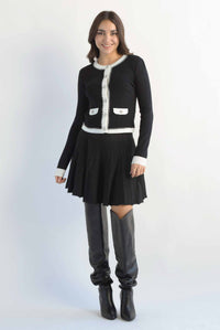 Fashion Styled Sweater tipo blazer cadenas Negro