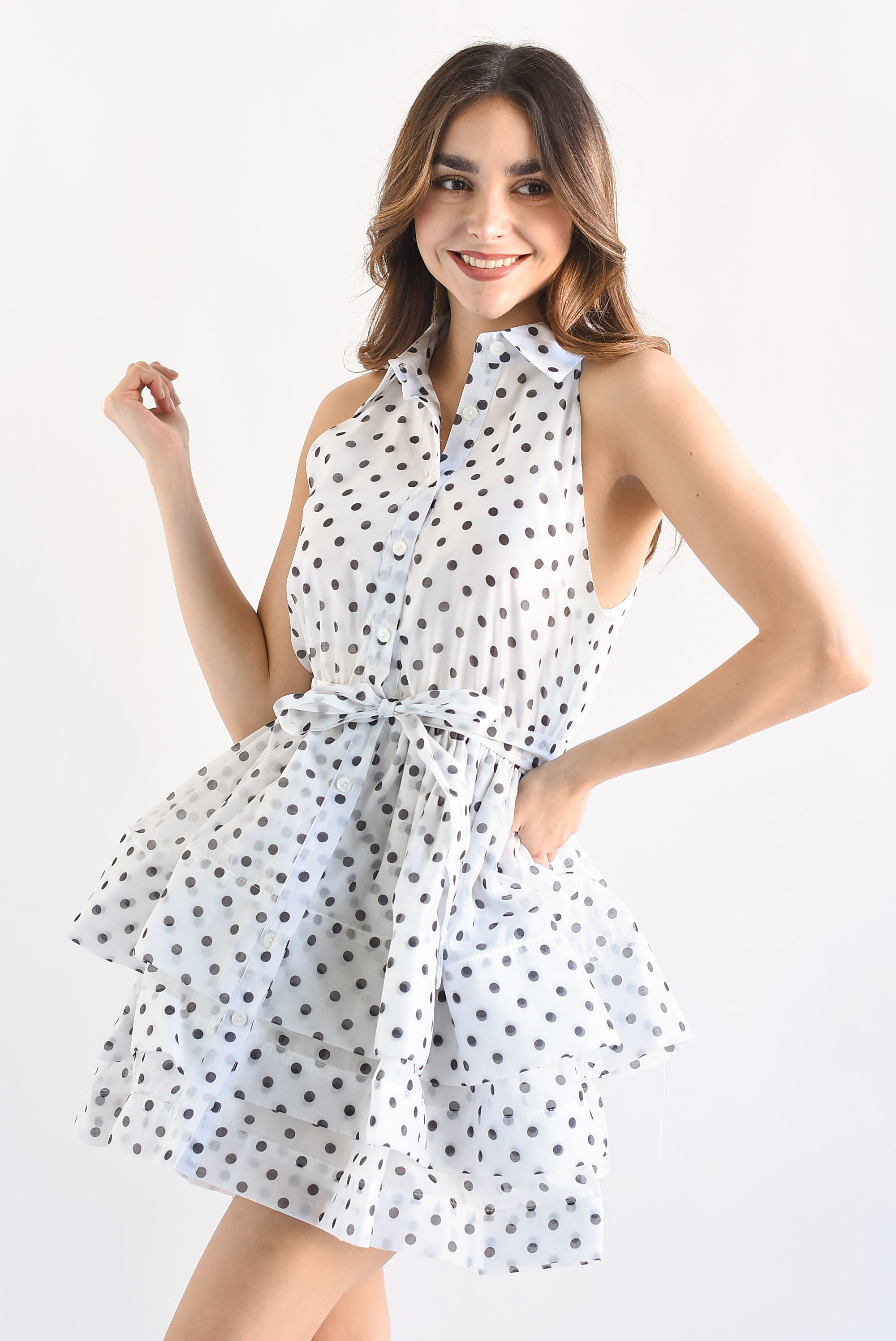 Vestido corto olanes polka dots Blanco