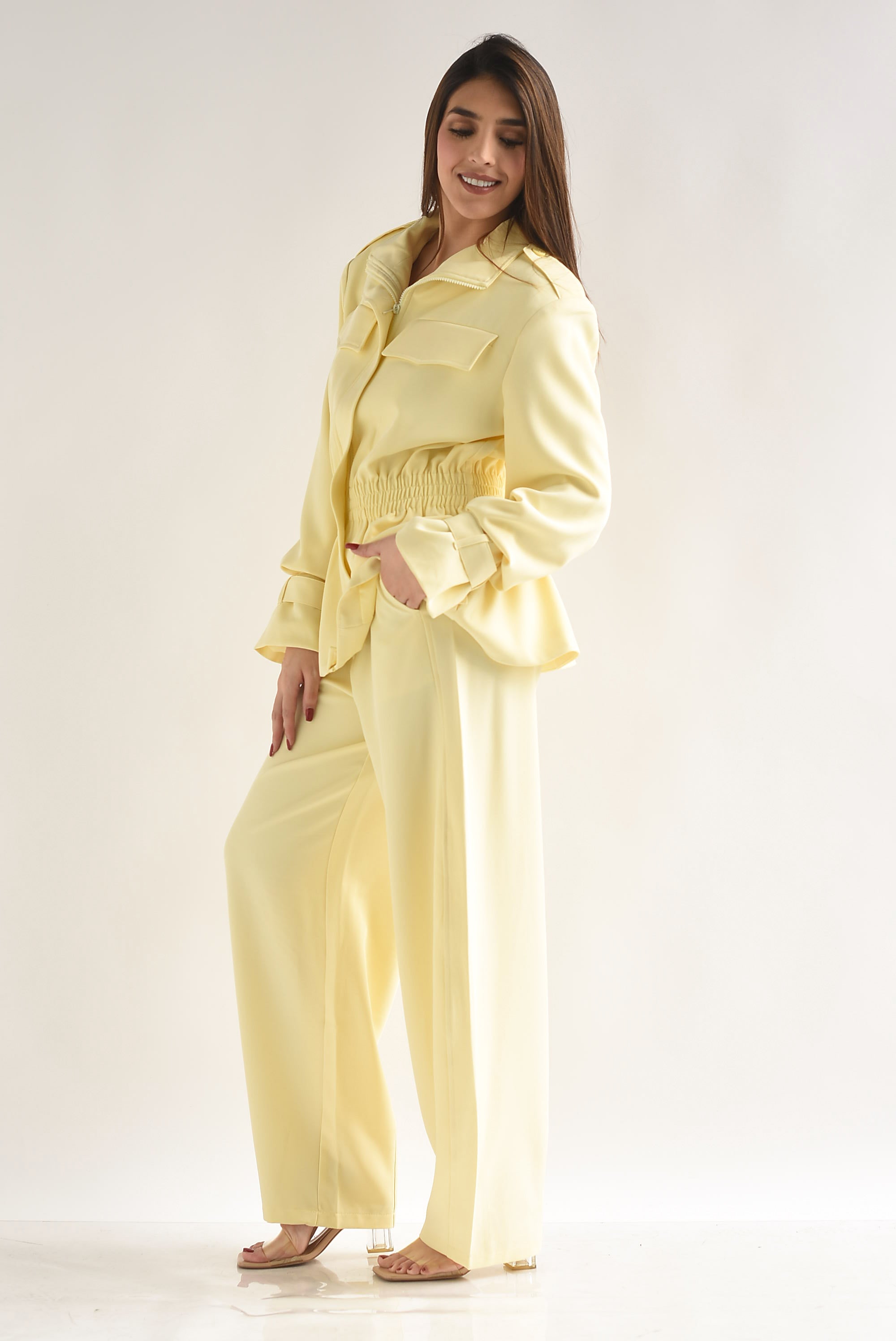 Set Pantalón sastre barrel y Chamarra peplum