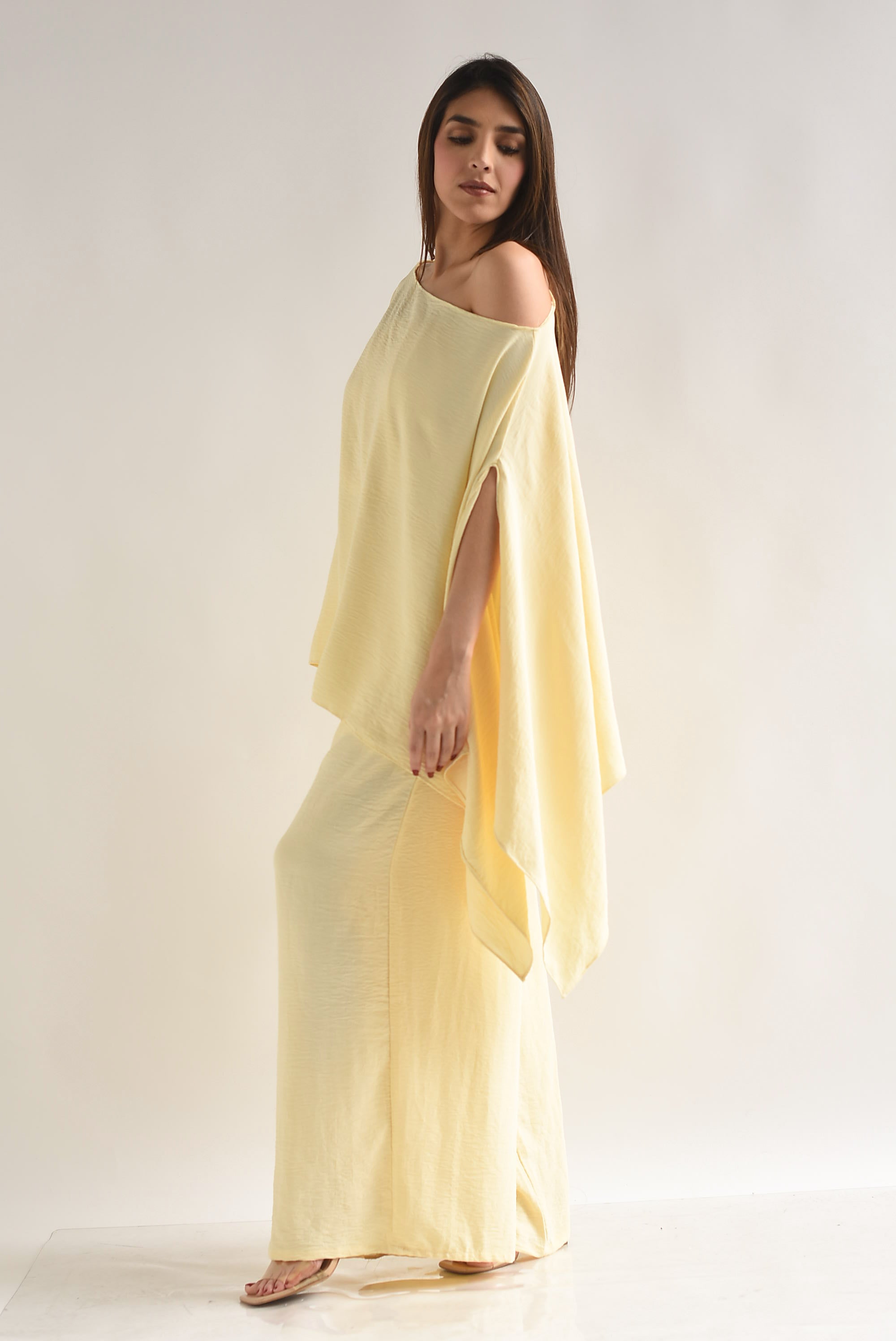 Set Pantalón, Capa poncho y Top