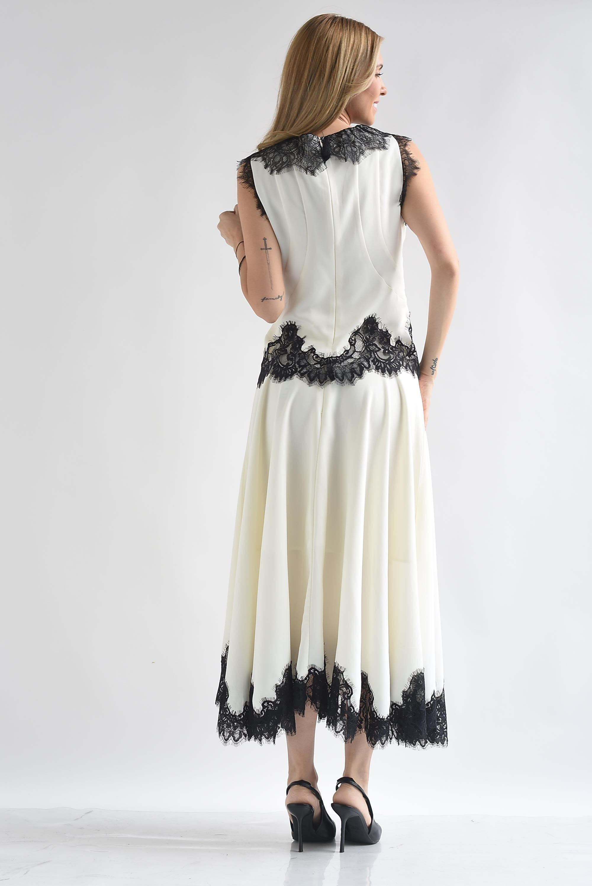 Set Falda y Blusa filo encaje