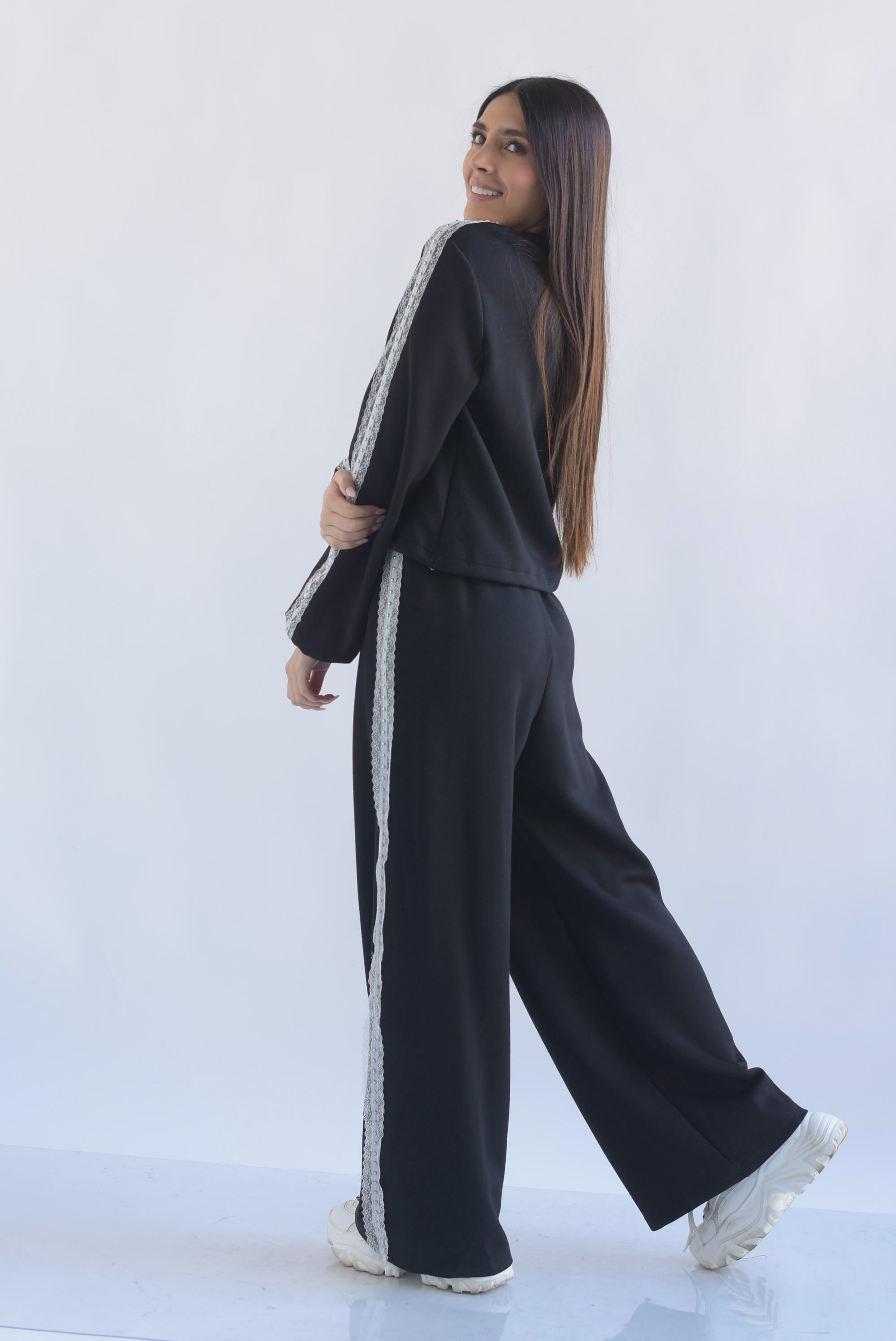 Set Pantalón y Sudadera #5 track encaje