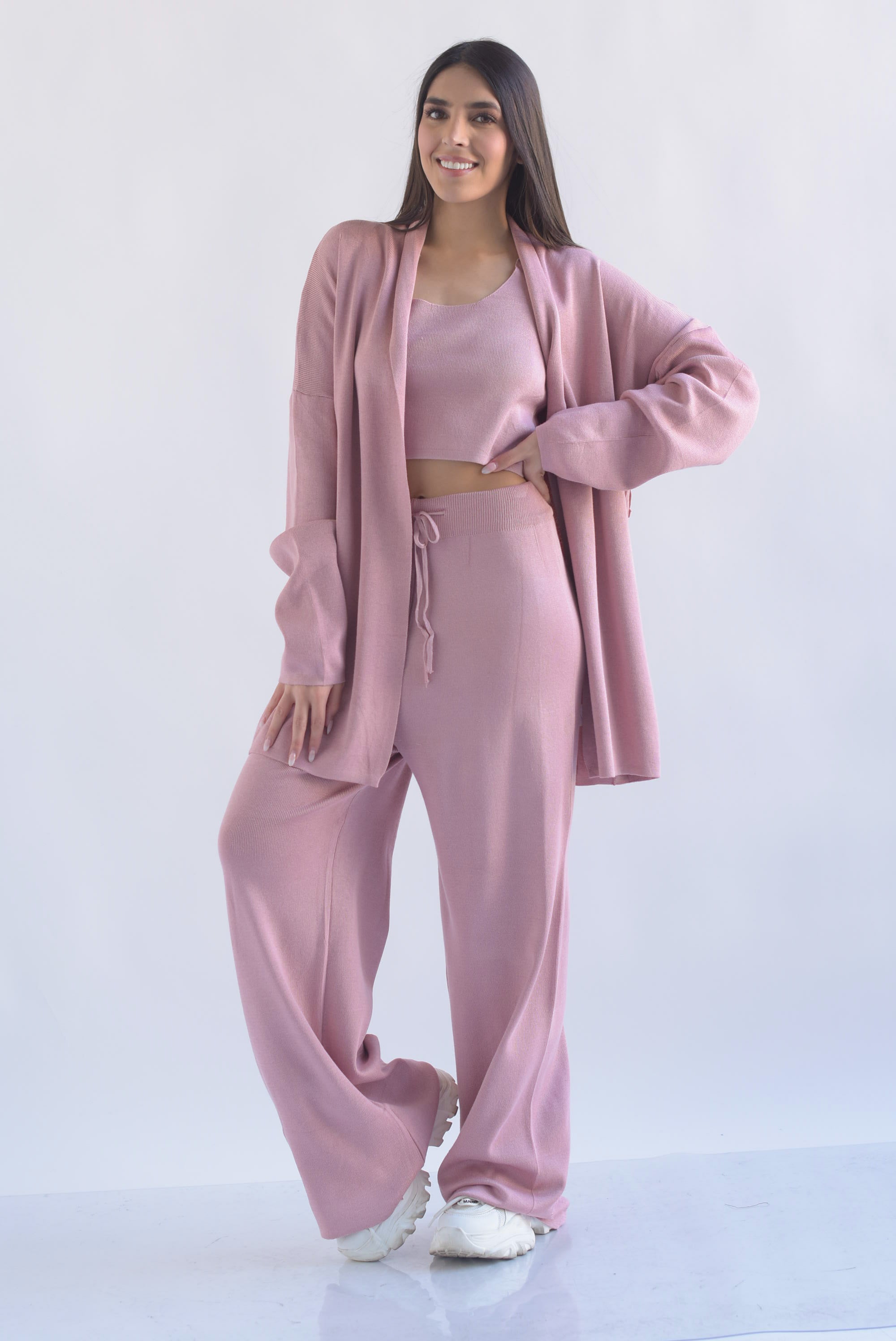 Set Pantalón, Top y Ensamble punto