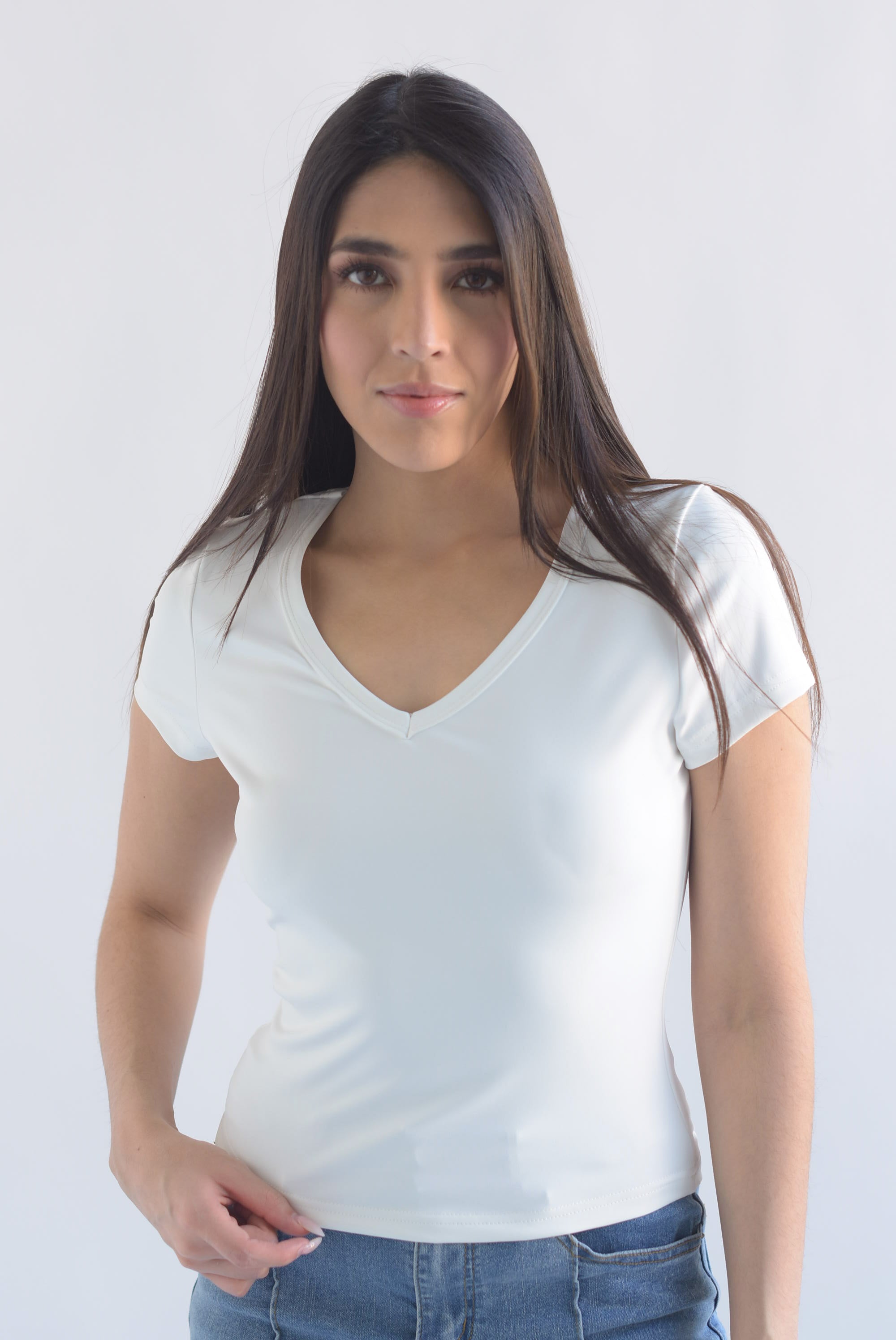 Top manga corta cuello V licra