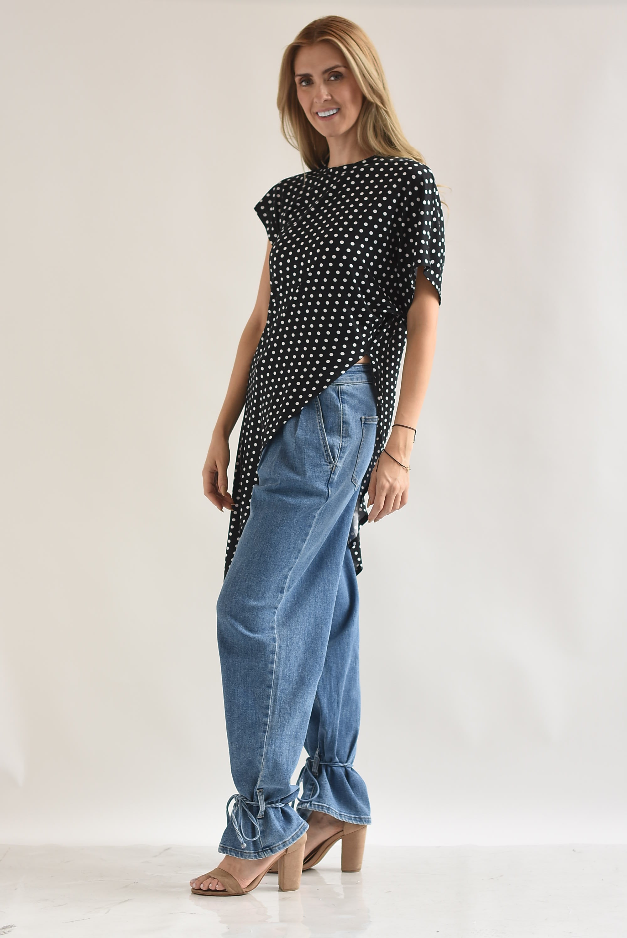 Maxi T-Shirt asimétrica polka dots