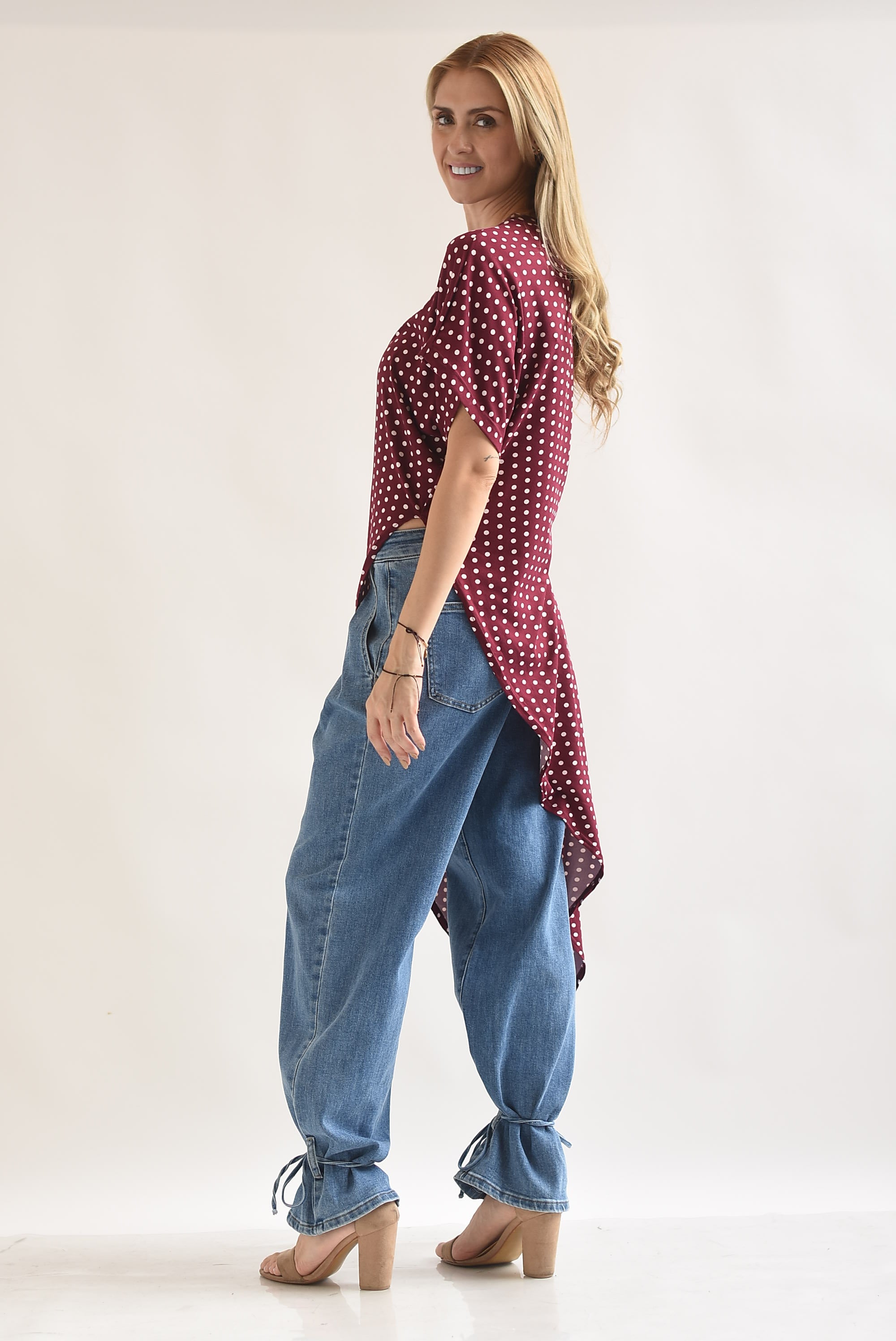 Maxi T-Shirt asimétrica polka dots