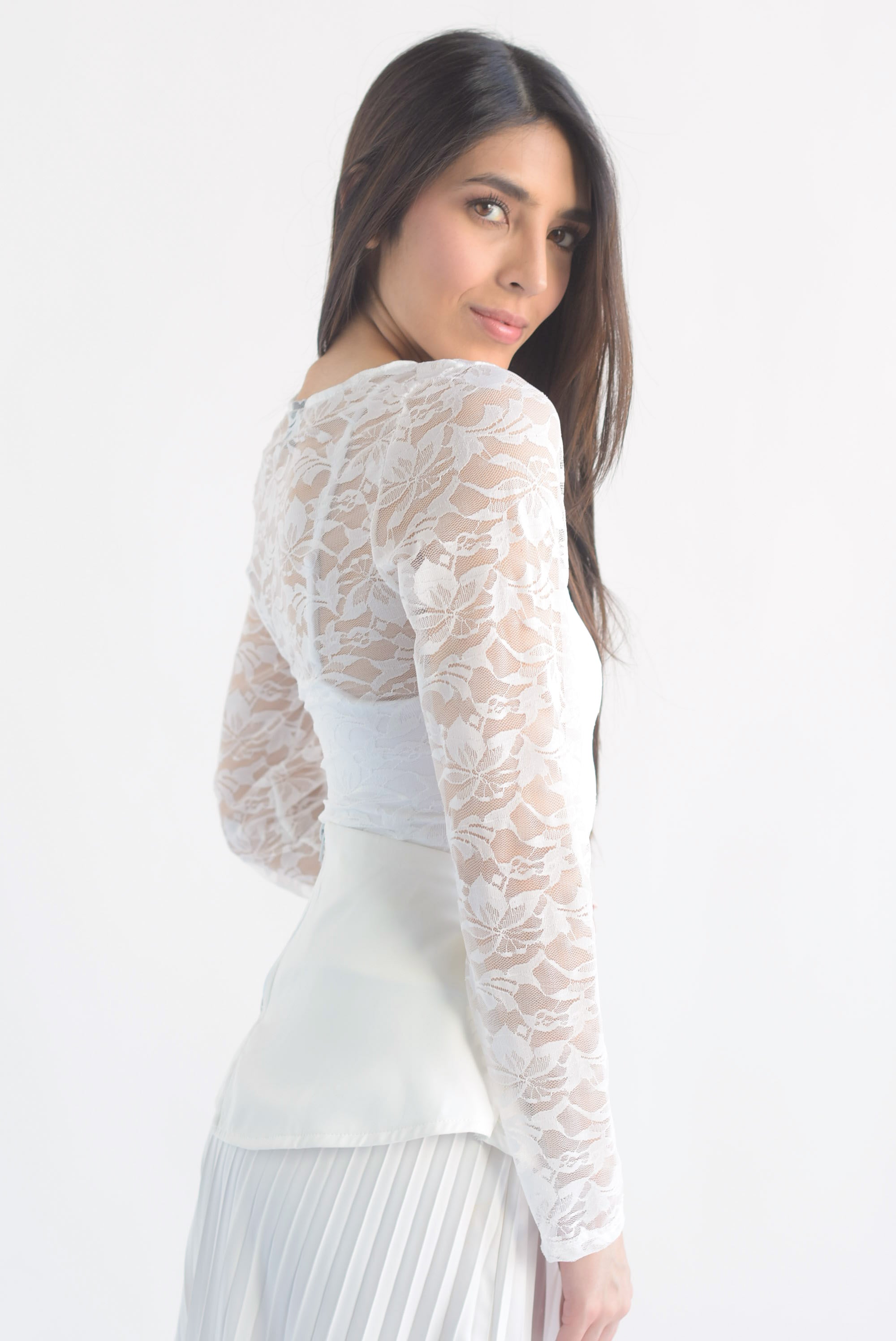 Body encaje manga larga