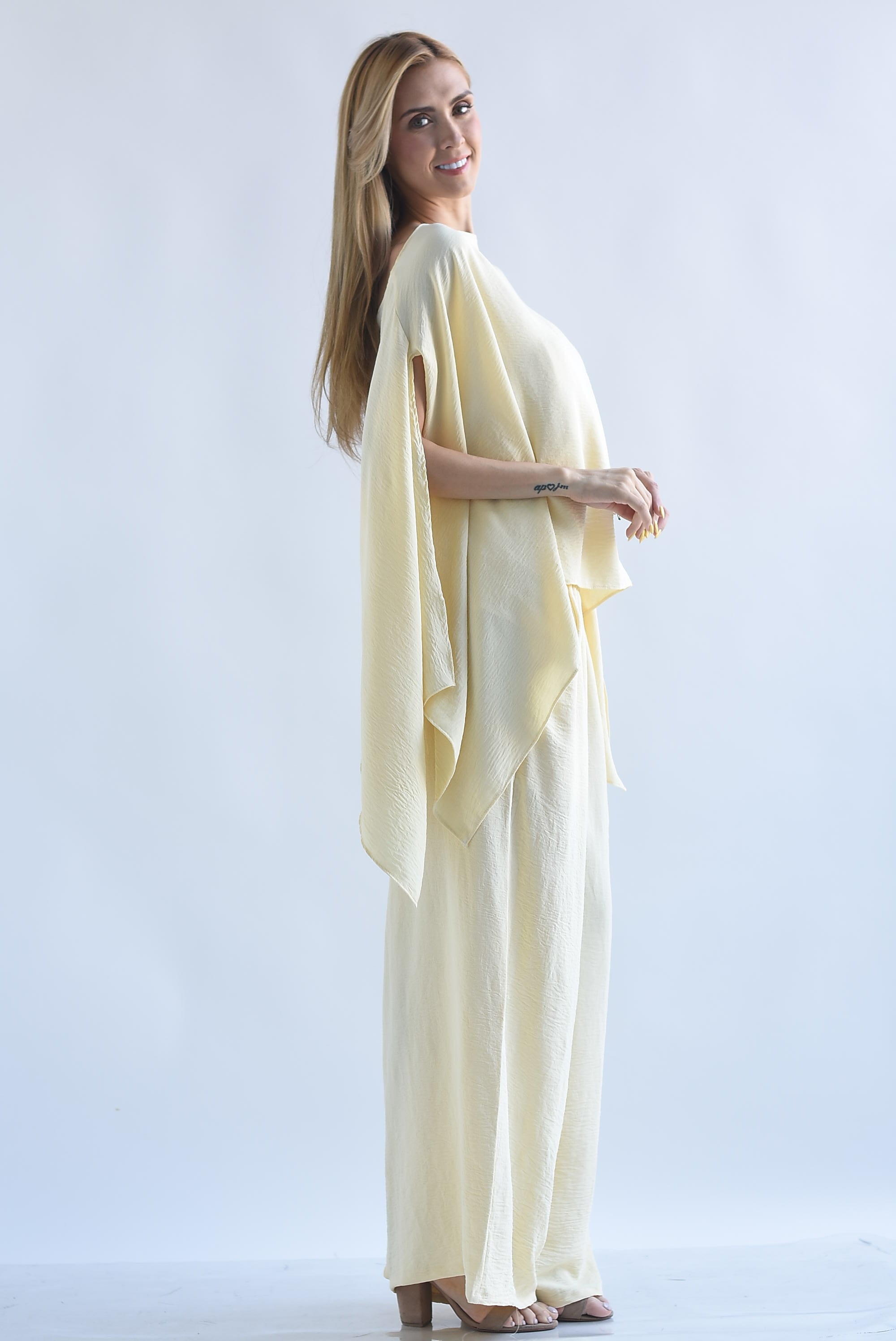 Set Pantalón, Capa poncho y Top