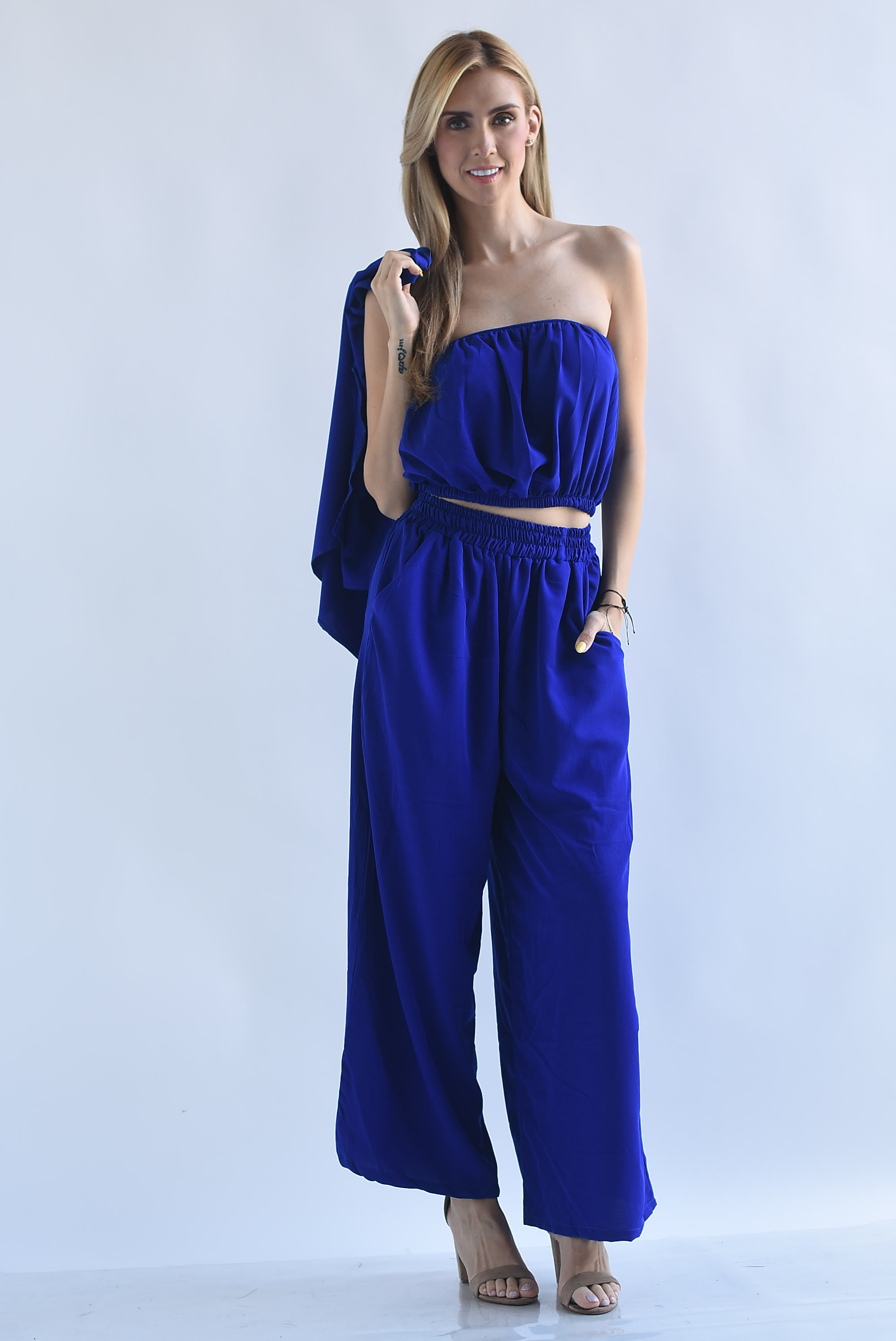 Set Pantalón, Capa poncho y Top