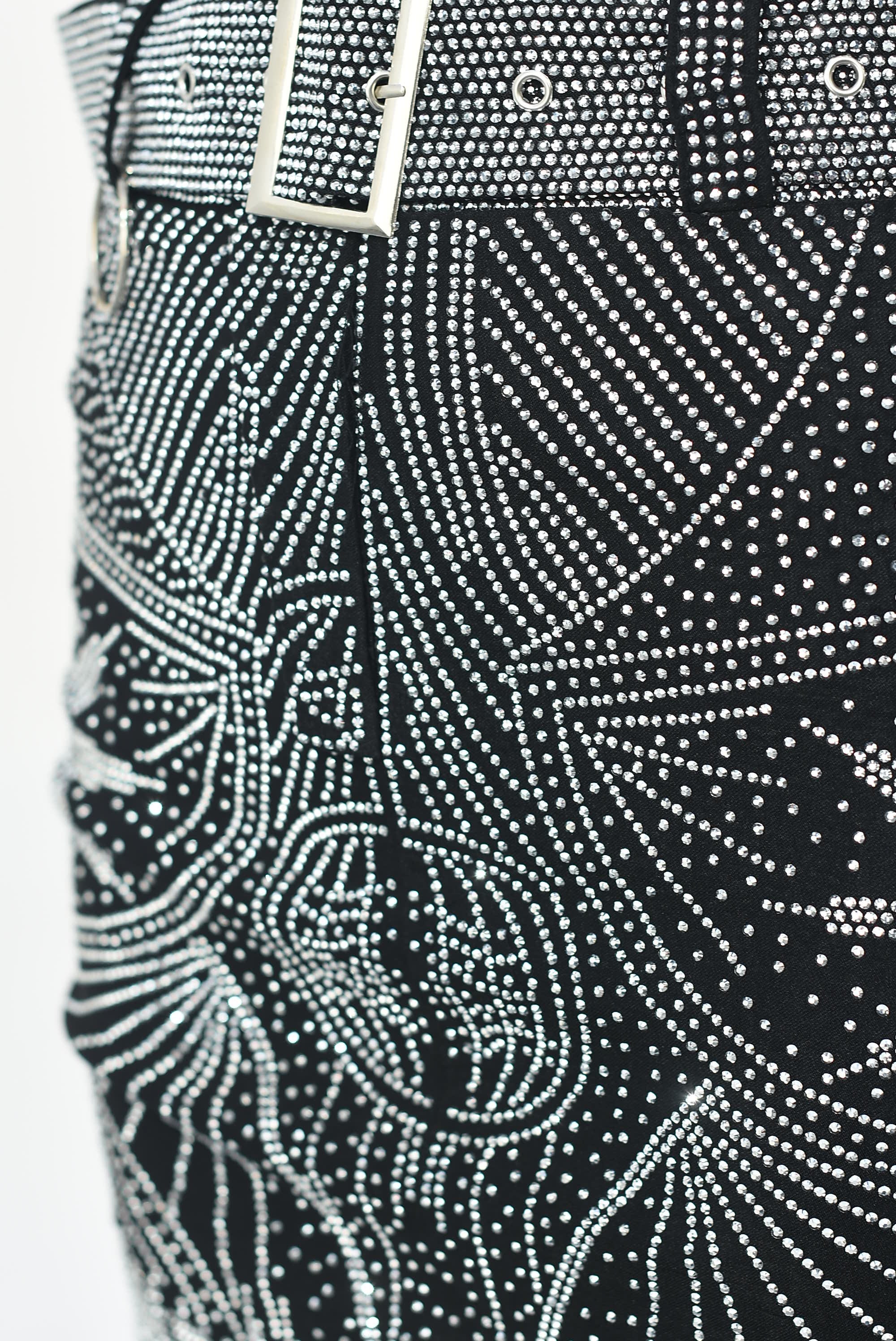 Falda corta brillos y cinturón Negra