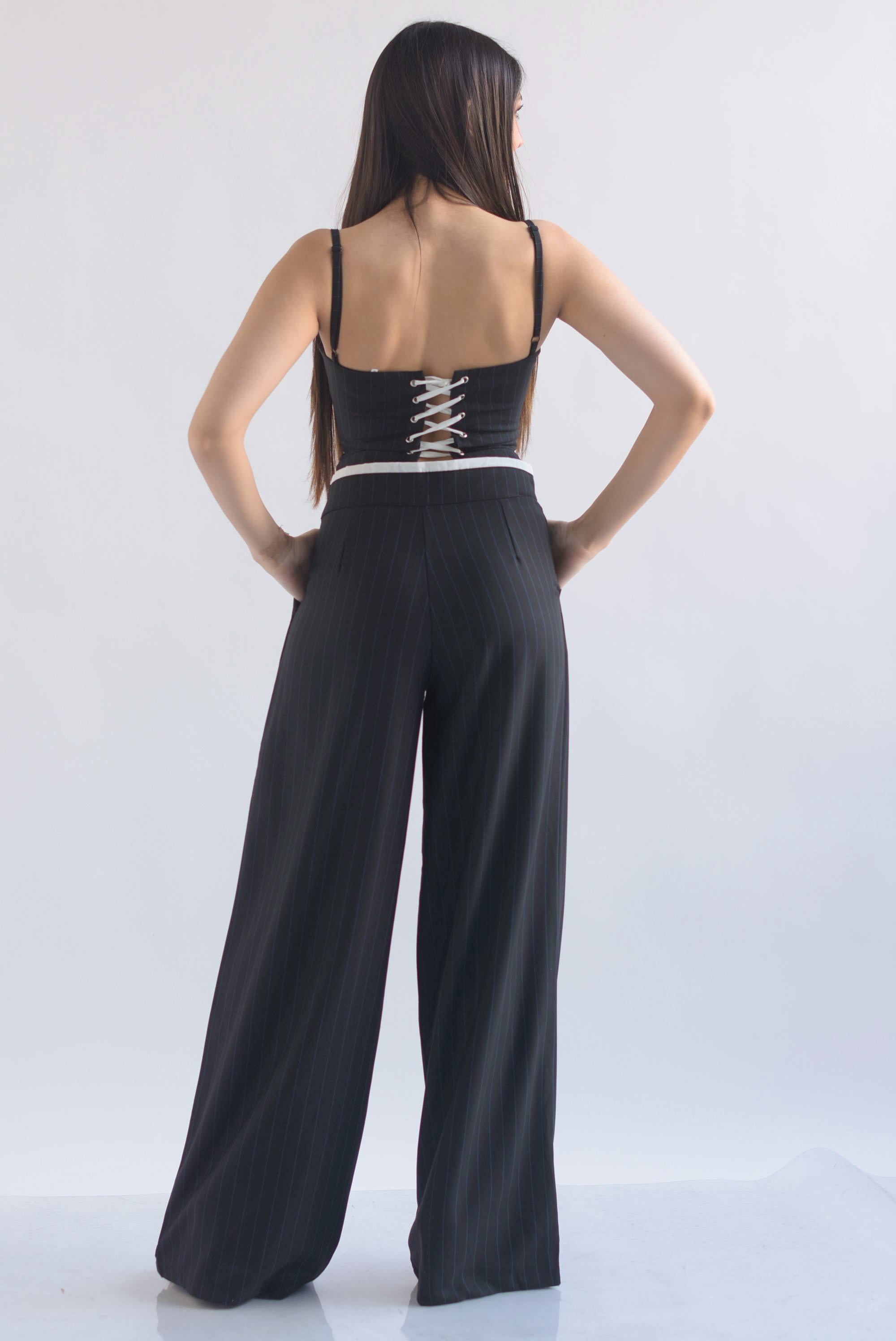 Set Pantalón y Top corset líneas