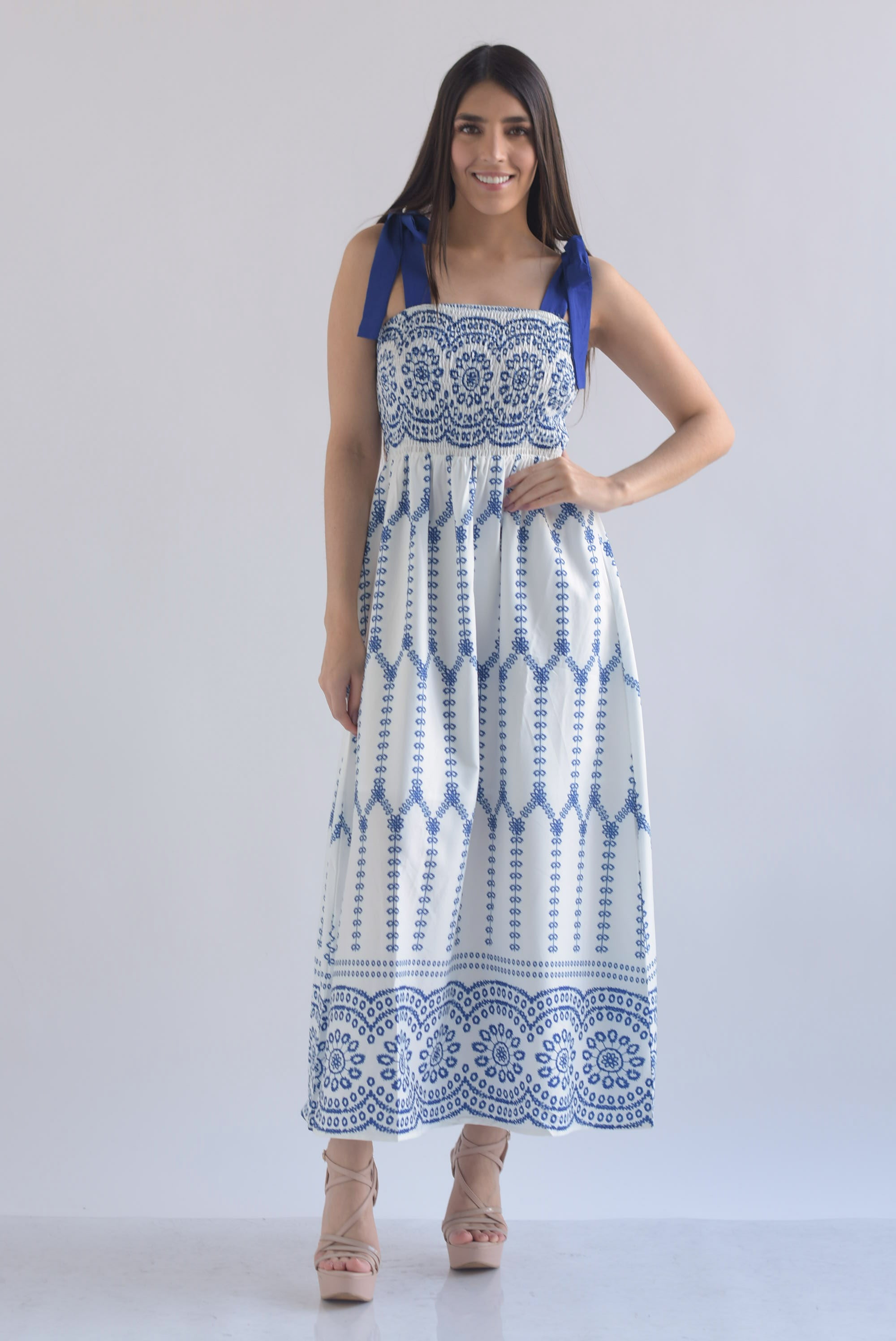 Vestido flores y mandalas tirantes