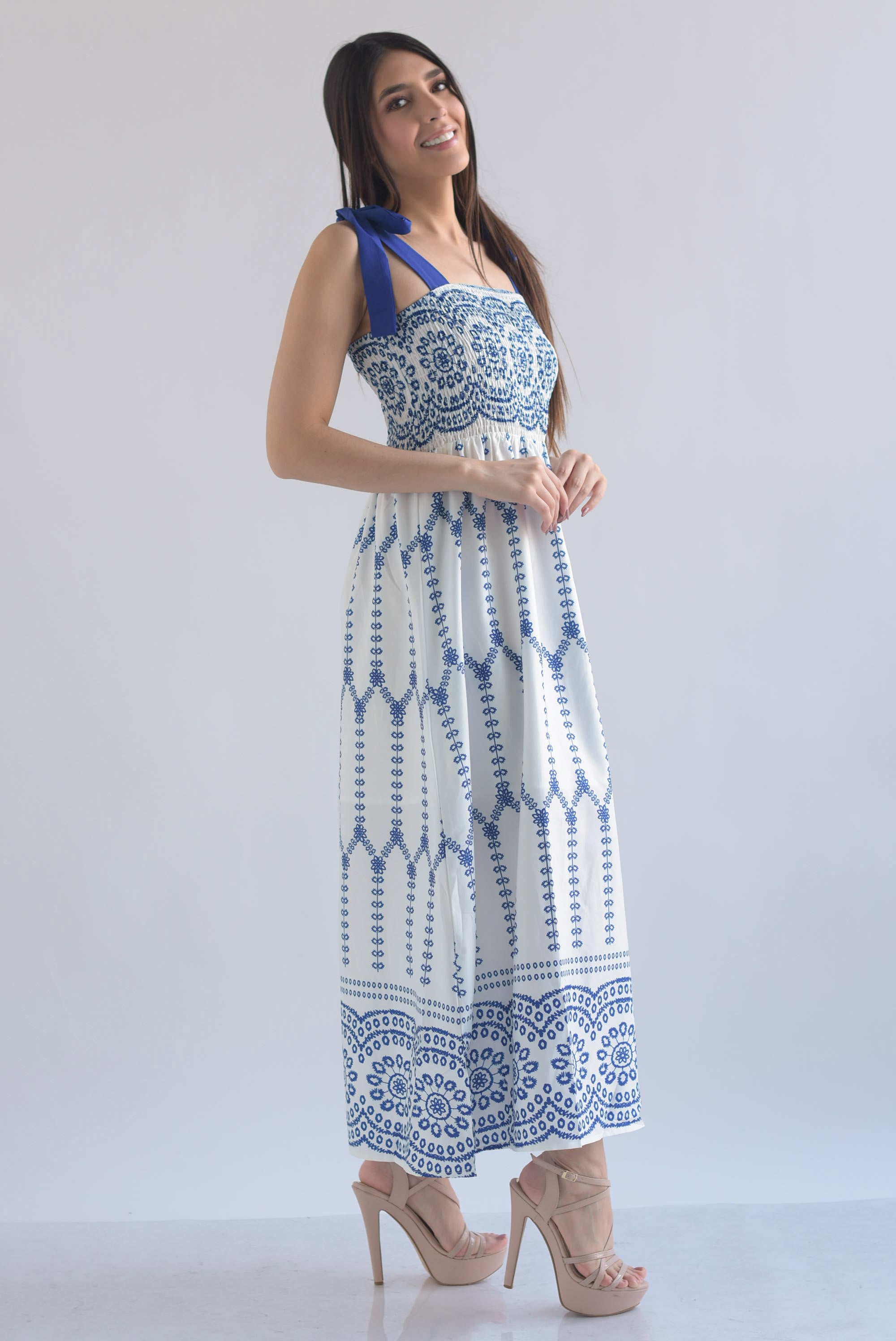 Vestido flores y mandalas tirantes