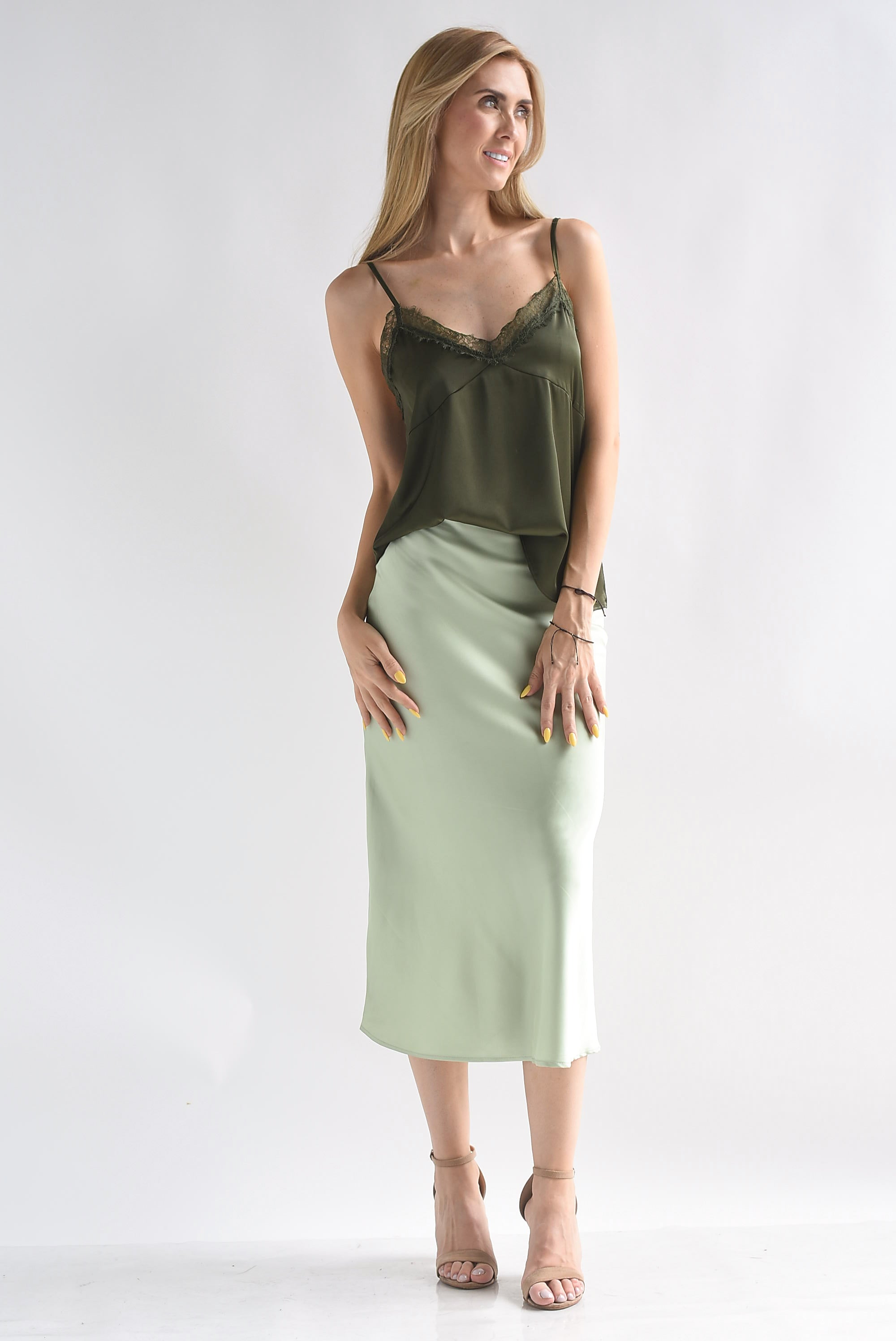 Falda midi lencera satín