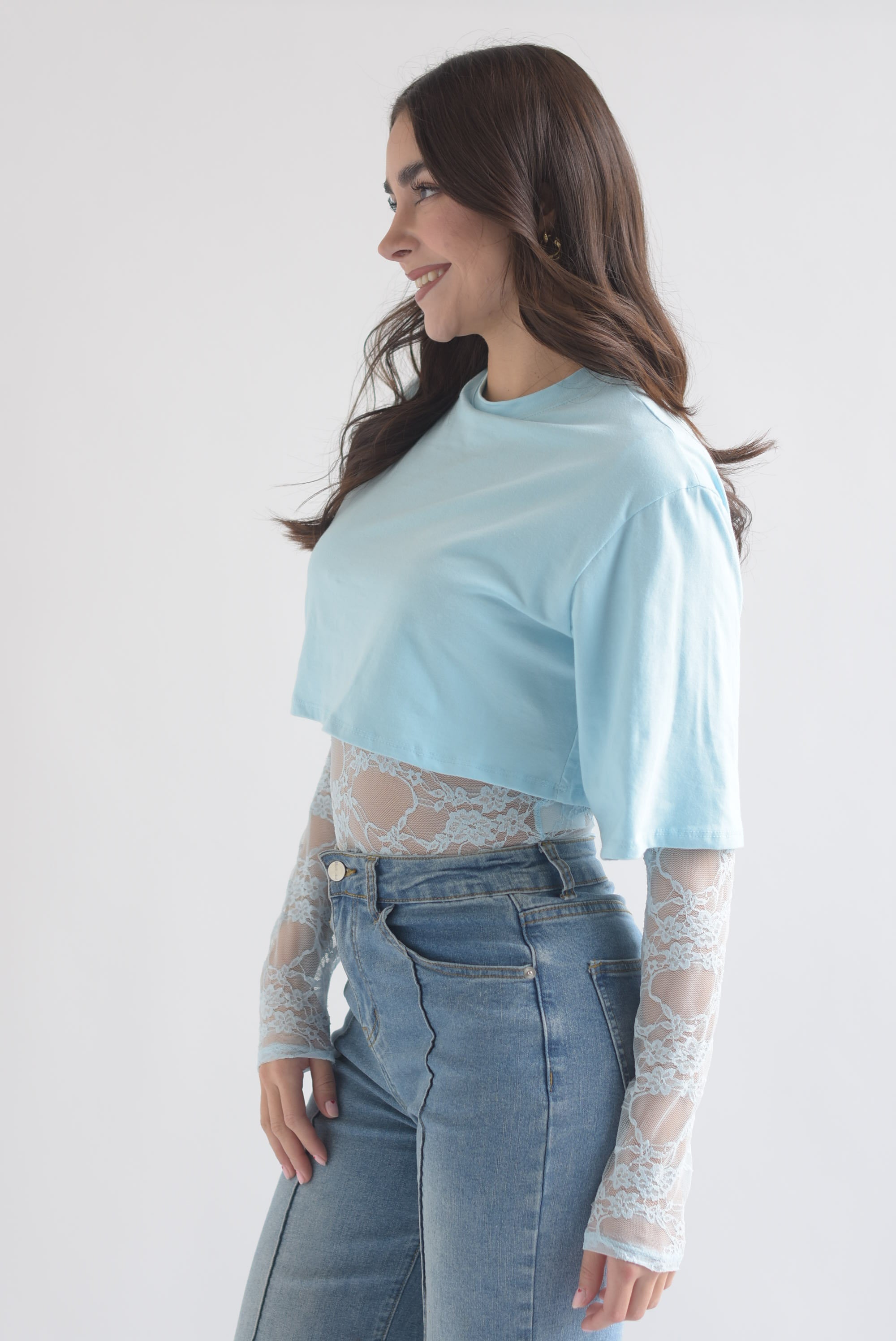 Body encaje con t-shirt en sobreposición