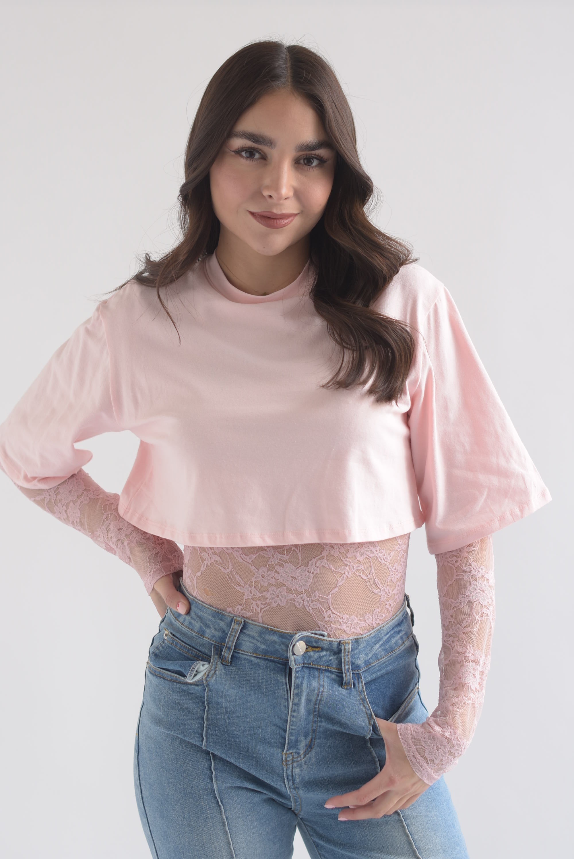 Body encaje con t-shirt en sobreposición