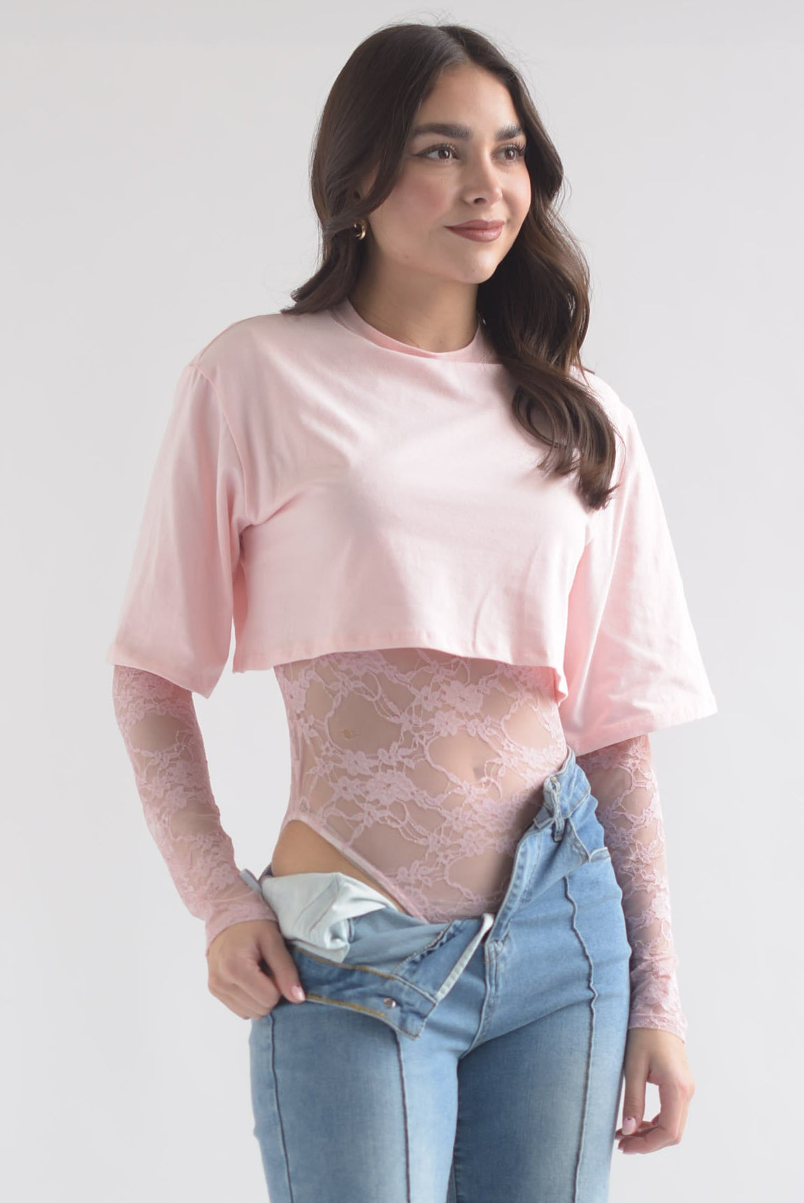 Body encaje con t-shirt en sobreposición