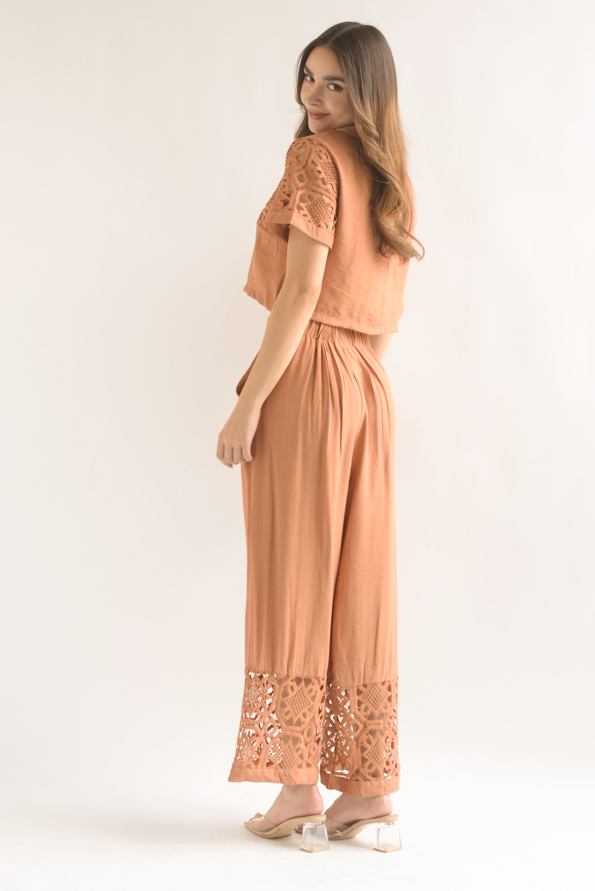 Set Pantalón y Blusa tira guipur Shedron