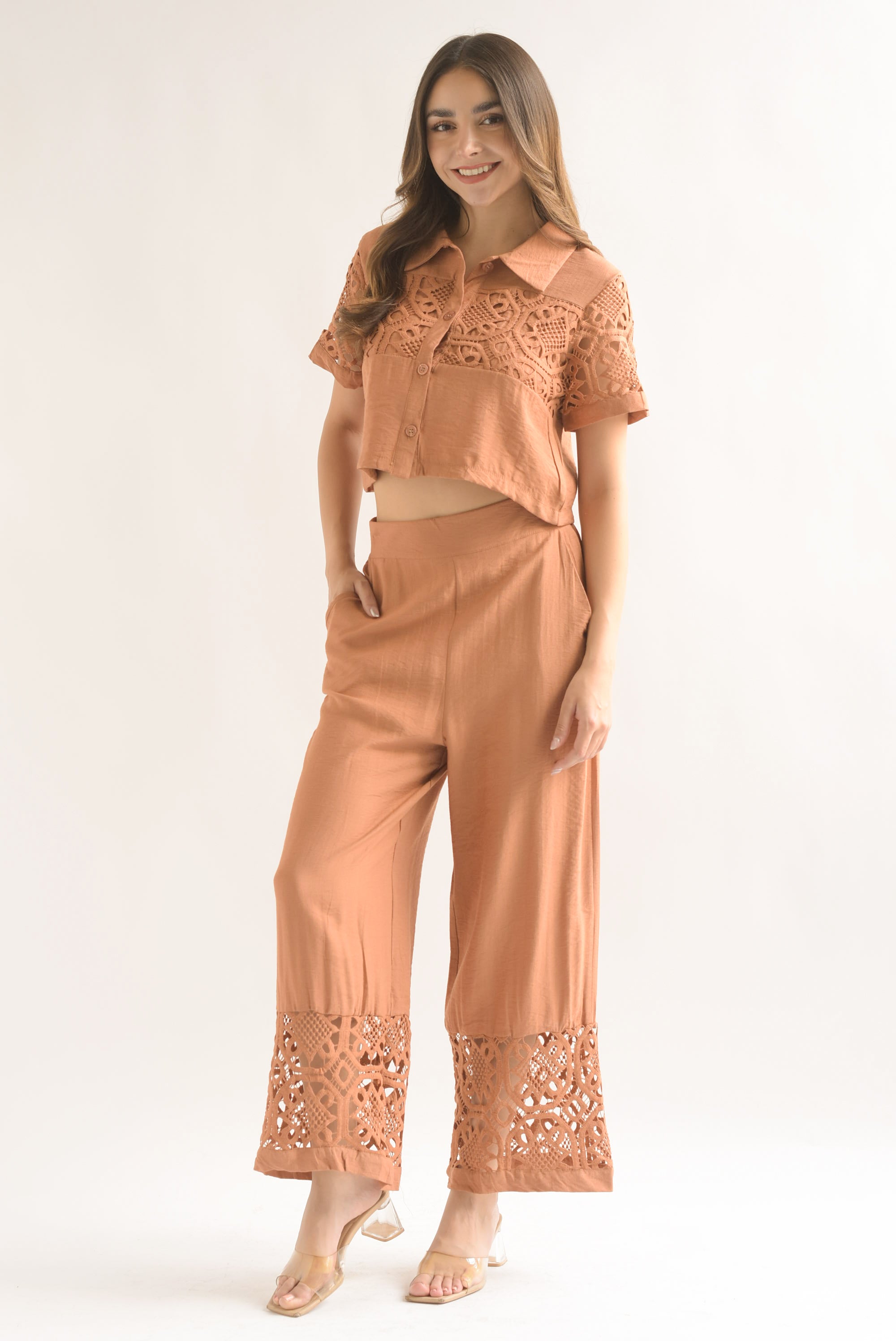 Set Pantalón y Blusa tira guipur Shedron