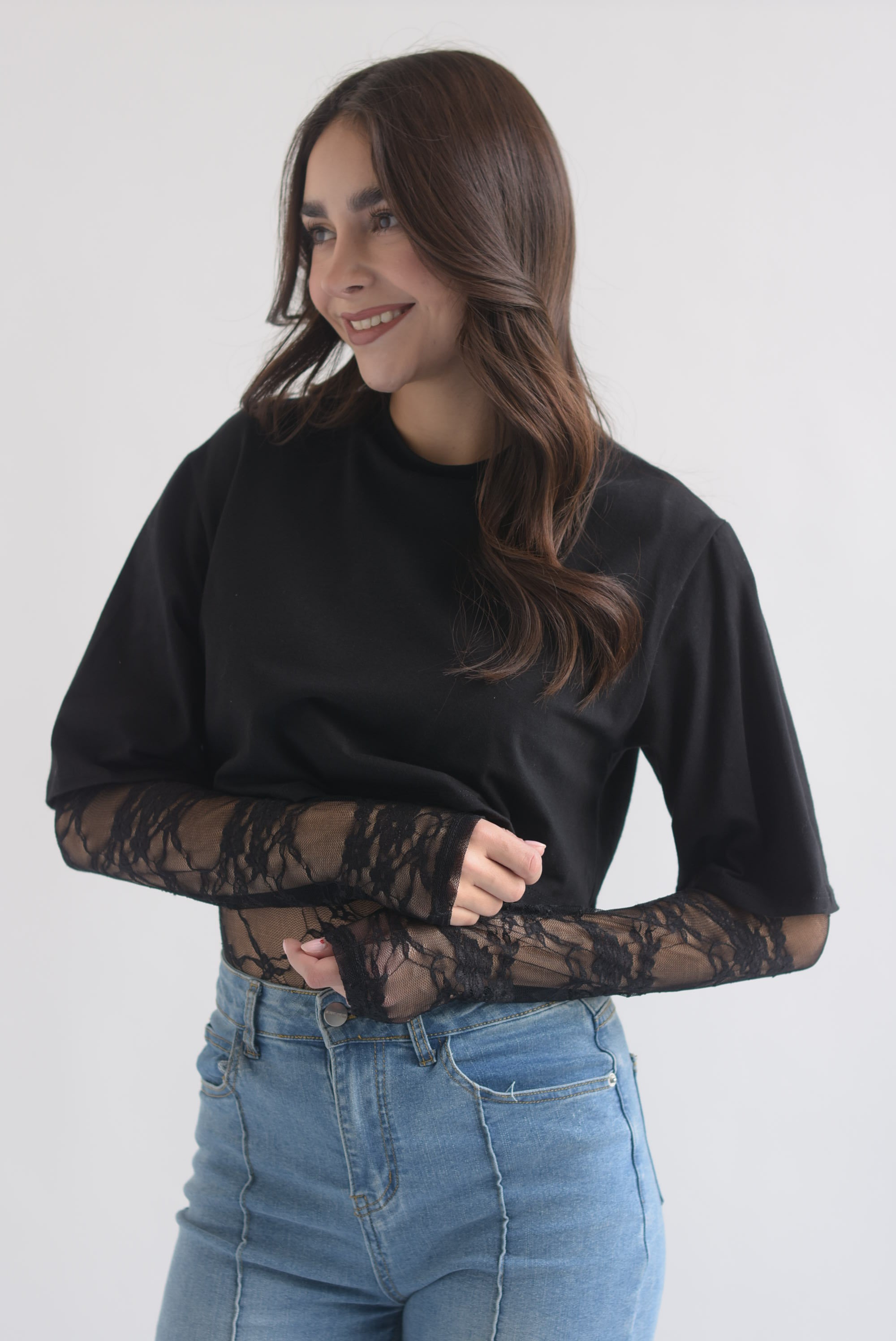 Body encaje con t-shirt en sobreposición