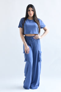 Fashion Styled Set Pantalón cargo y T-Shirt crop Azul Denim
