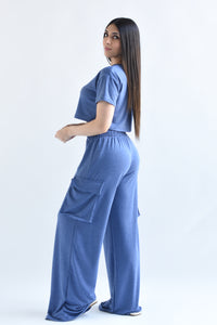 Fashion Styled Set Pantalón cargo y T-Shirt crop Azul Denim