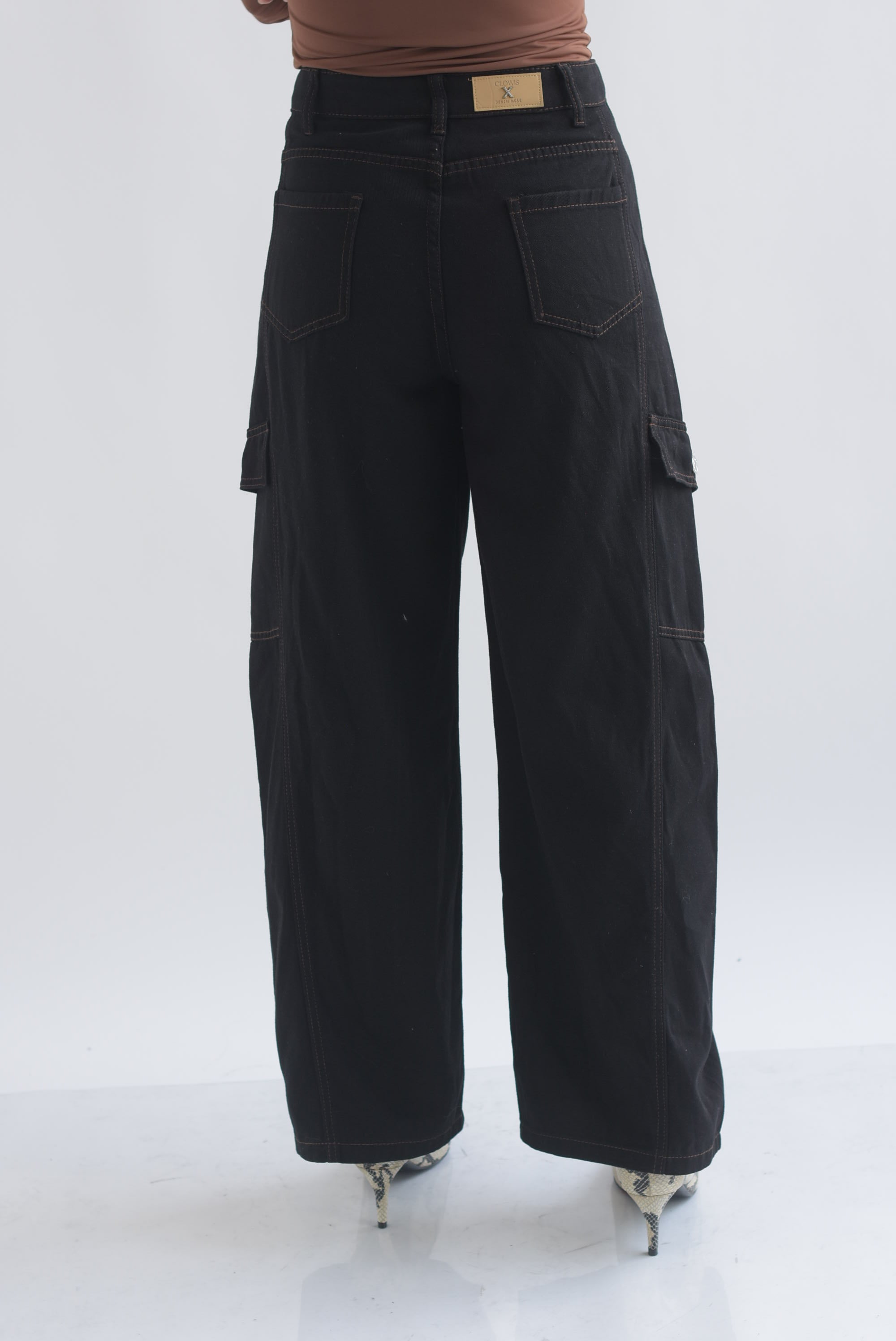 Jeans barrel costura