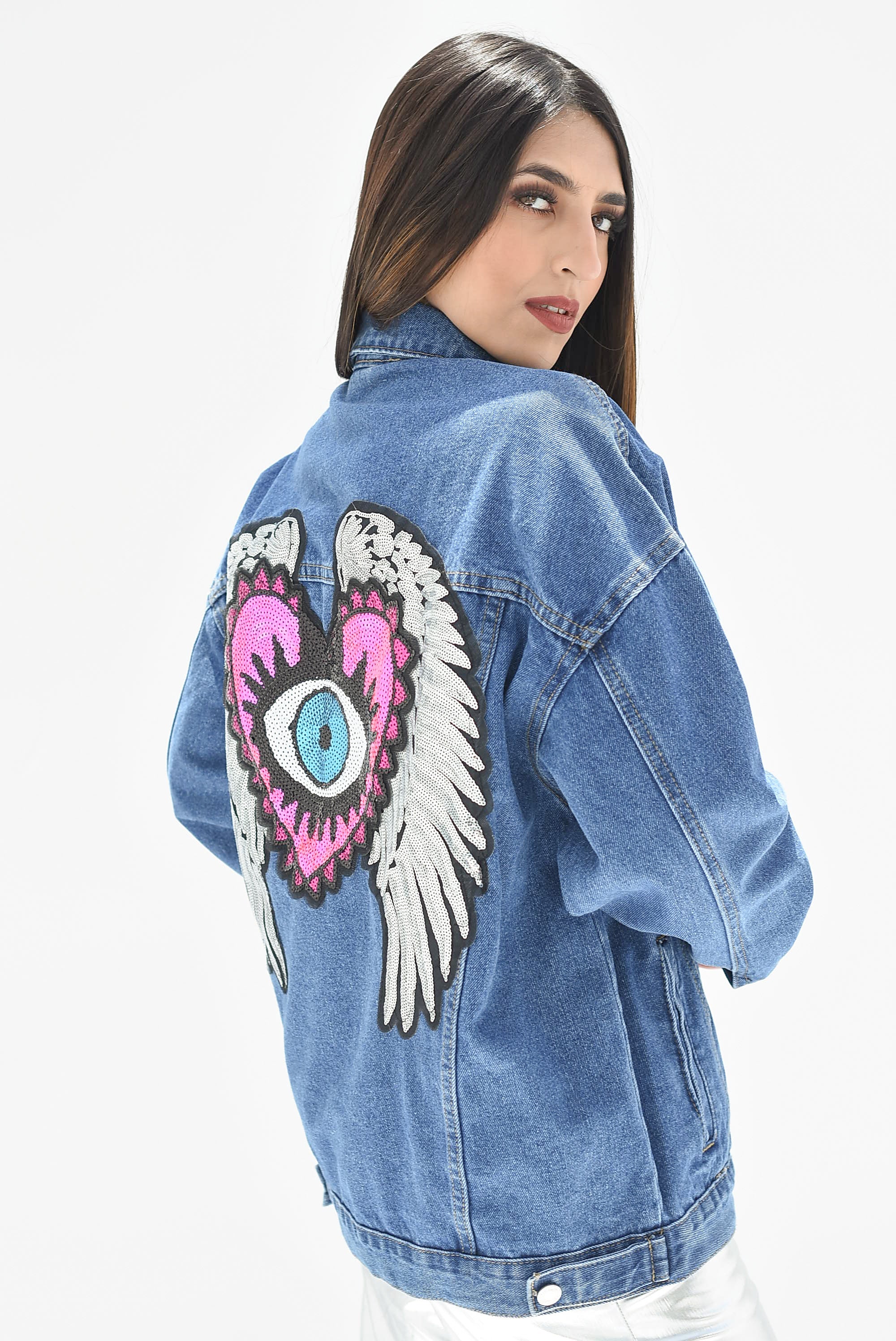 Chamarra Denim parche Alas y Ojo Turco