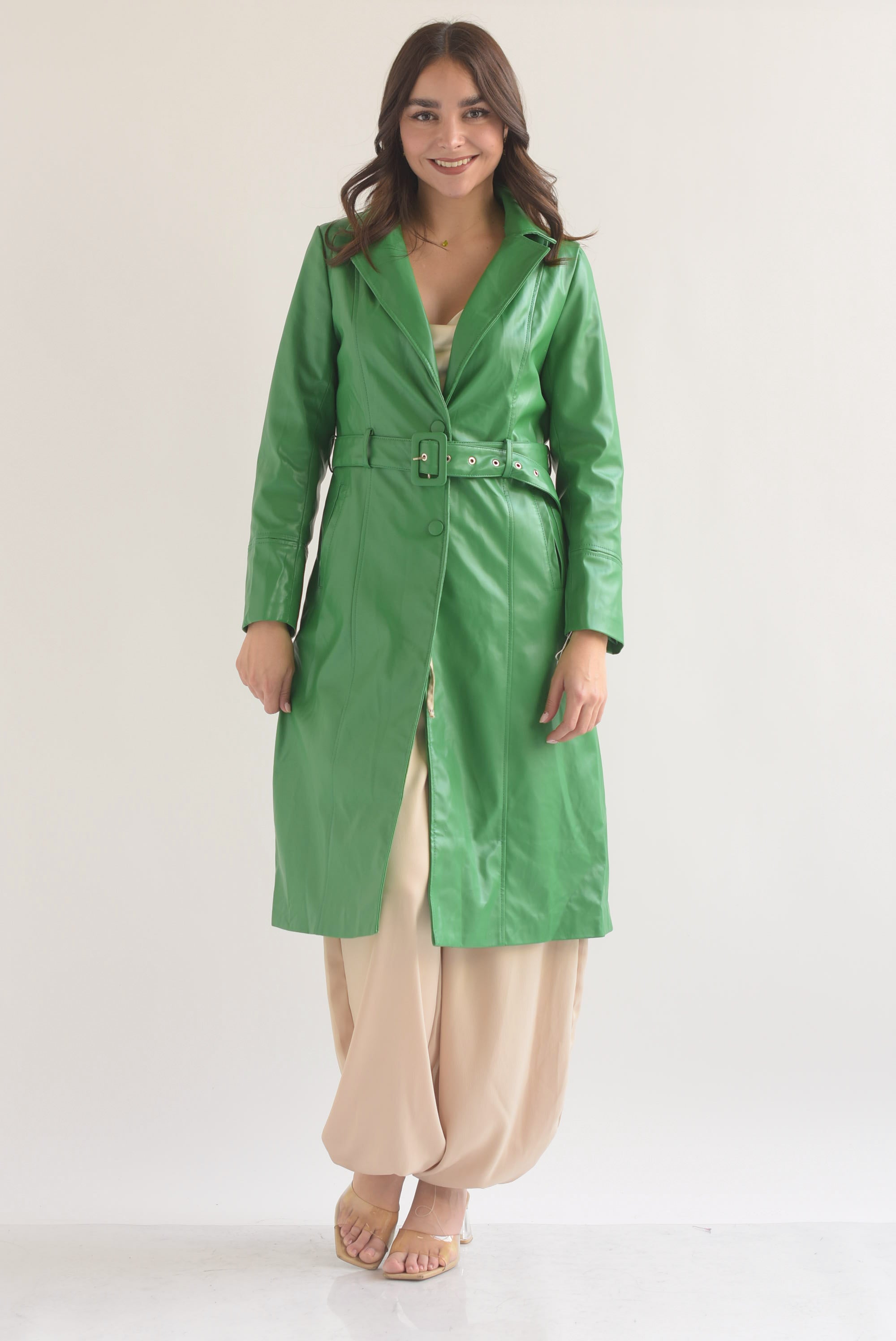 Gabardina vinipiel cuello y puños faux fur Verde