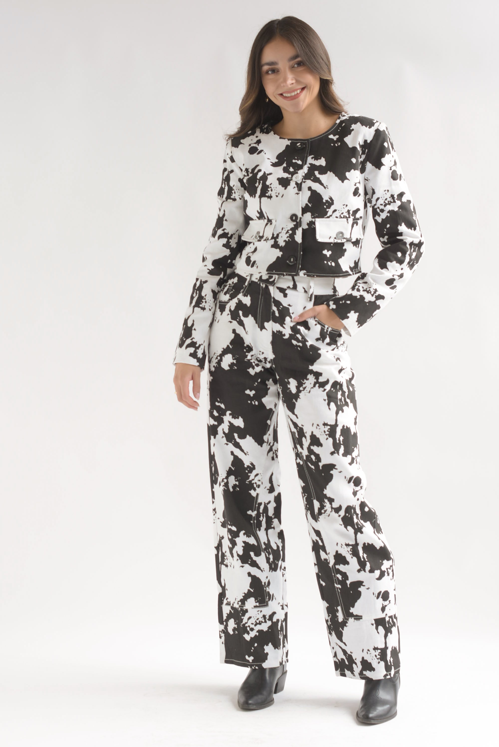 Set Pantalón y Blazer crop Cow Denim